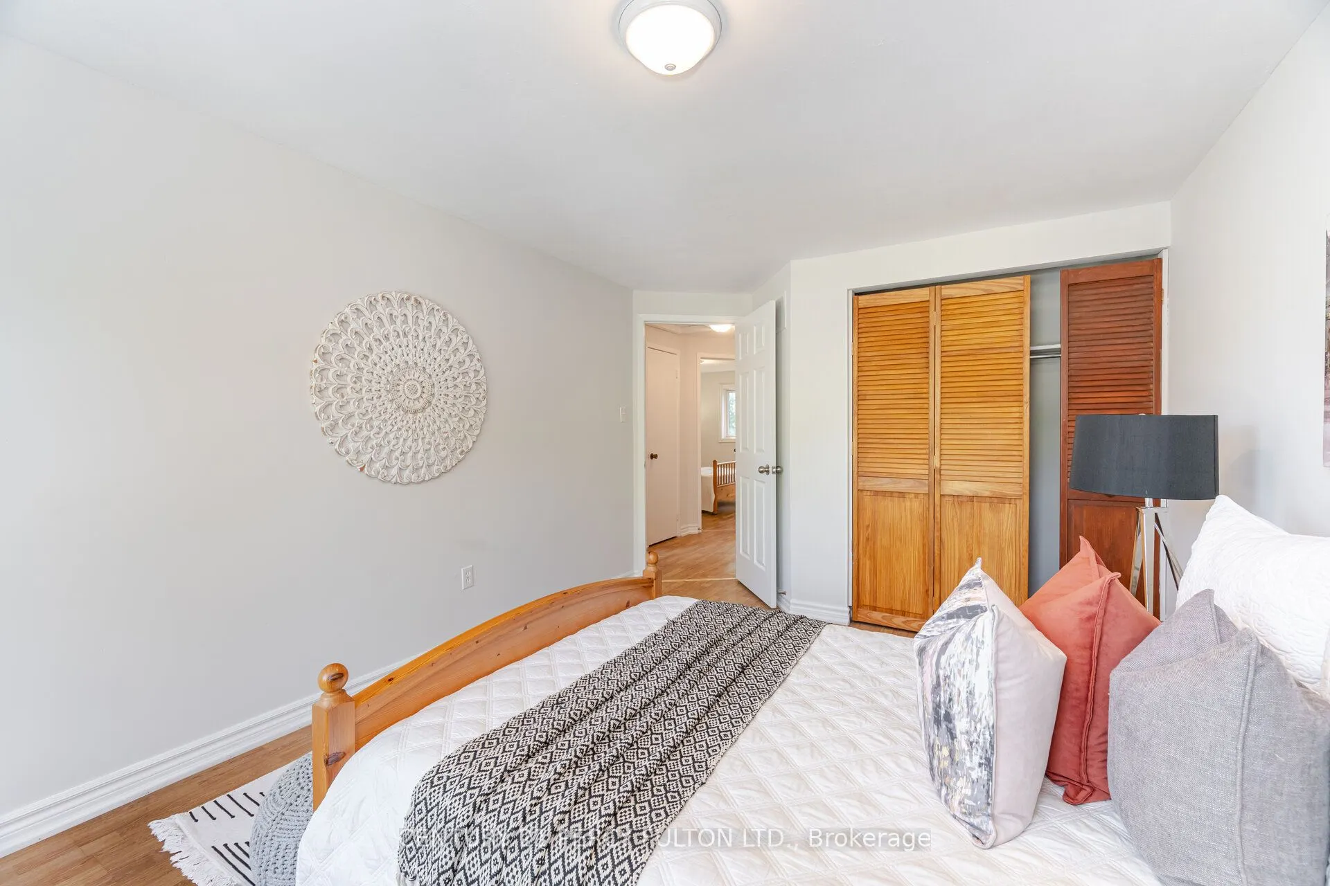80 Brockman Crescent