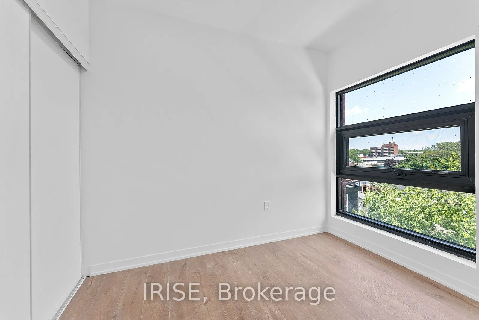 485 Logan Avenue S, #310