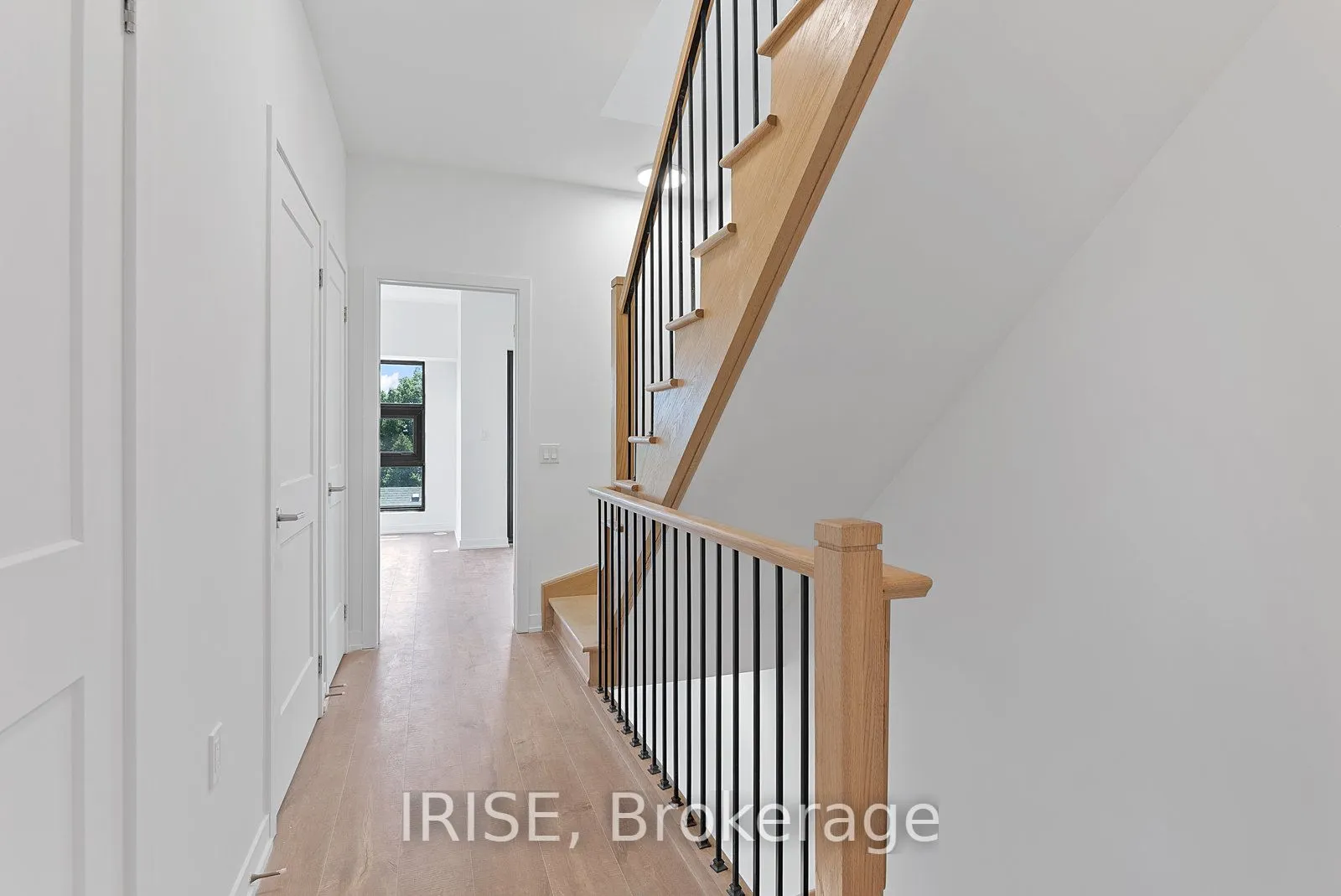 485 Logan Avenue S, #310