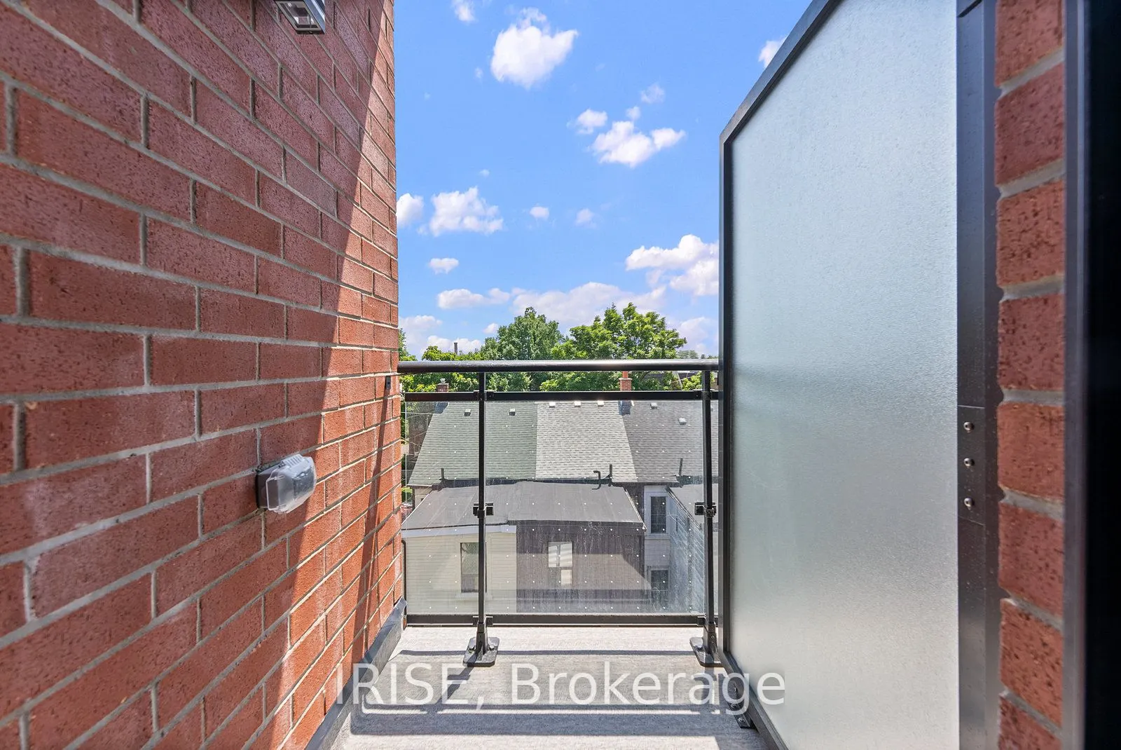 485 Logan Avenue S, #310