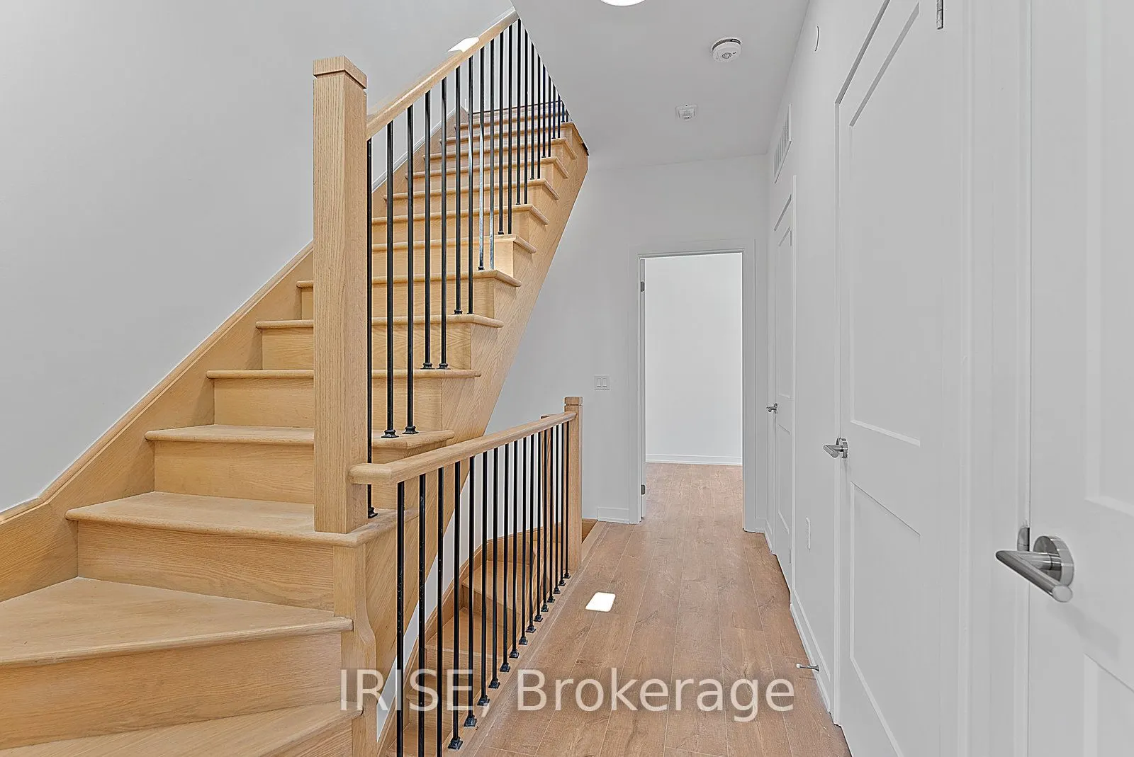485 Logan Avenue S, #310