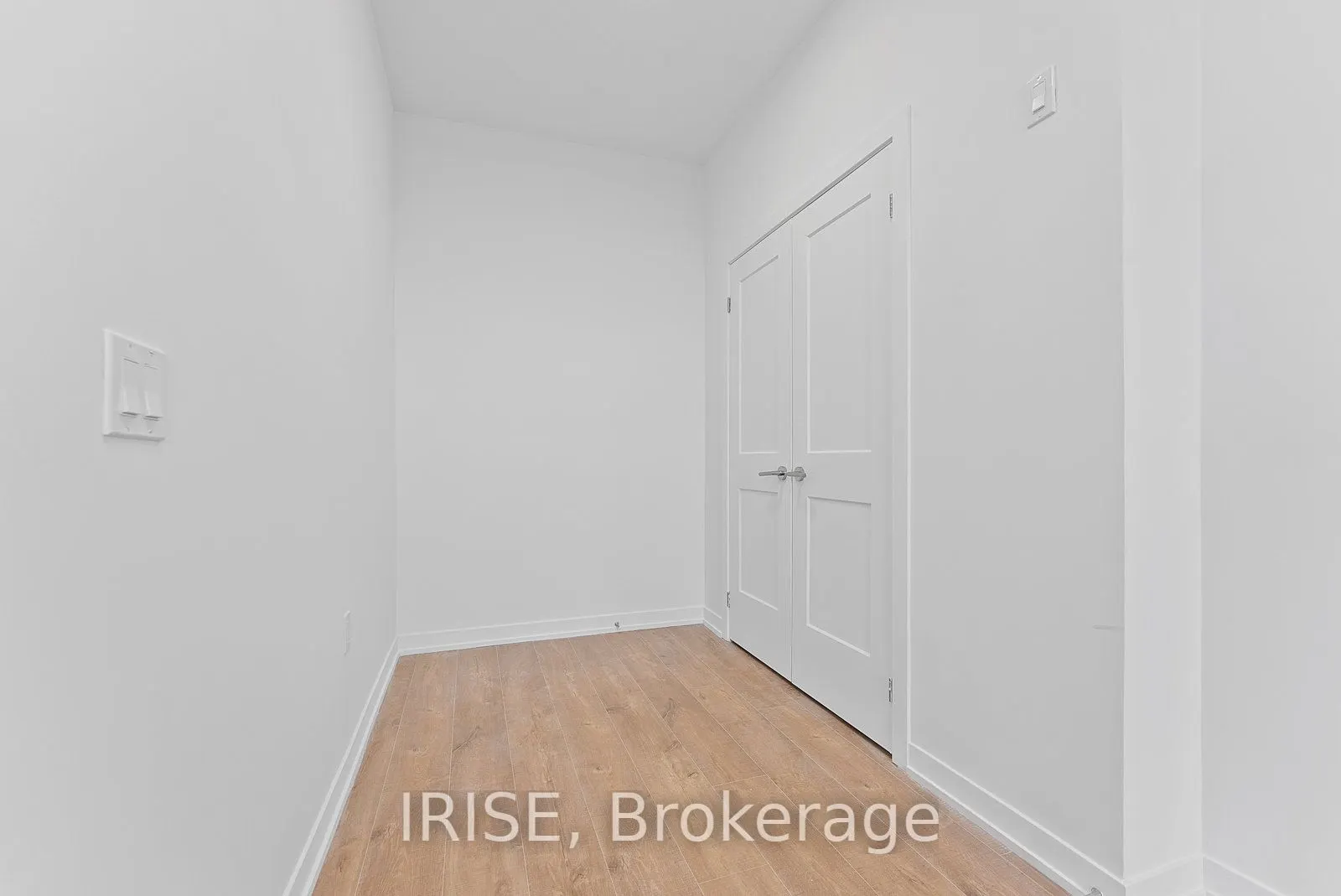 485 Logan Avenue S, #310
