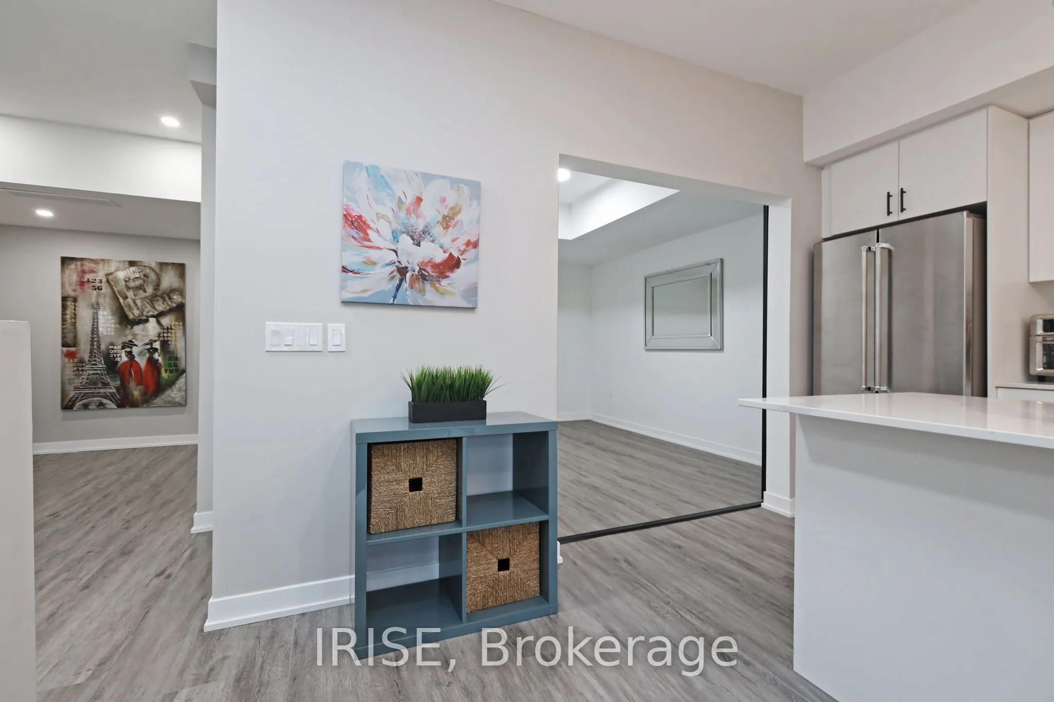 485 Logan Avenue S, #207