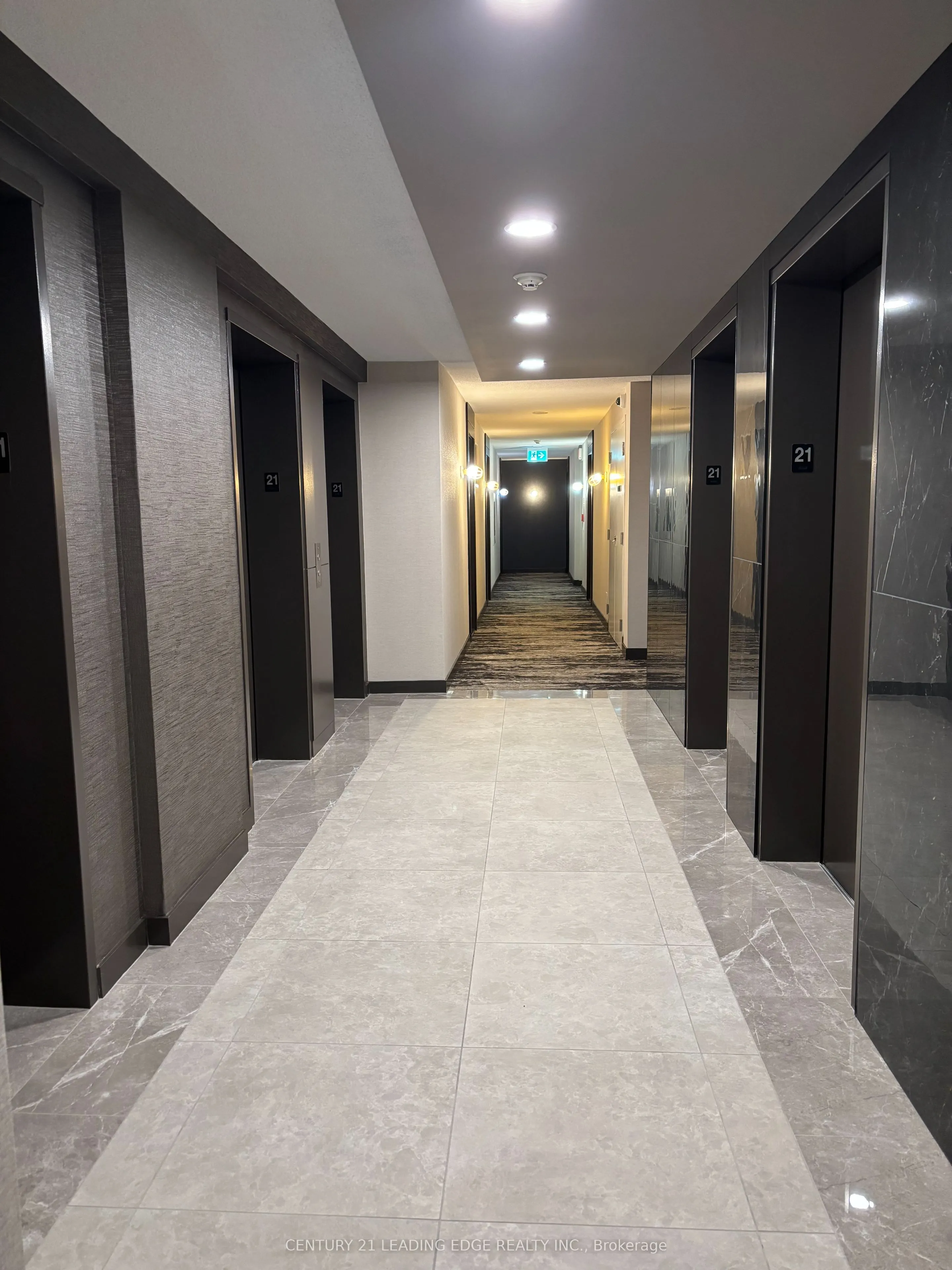 125 Village Green Square, #2108