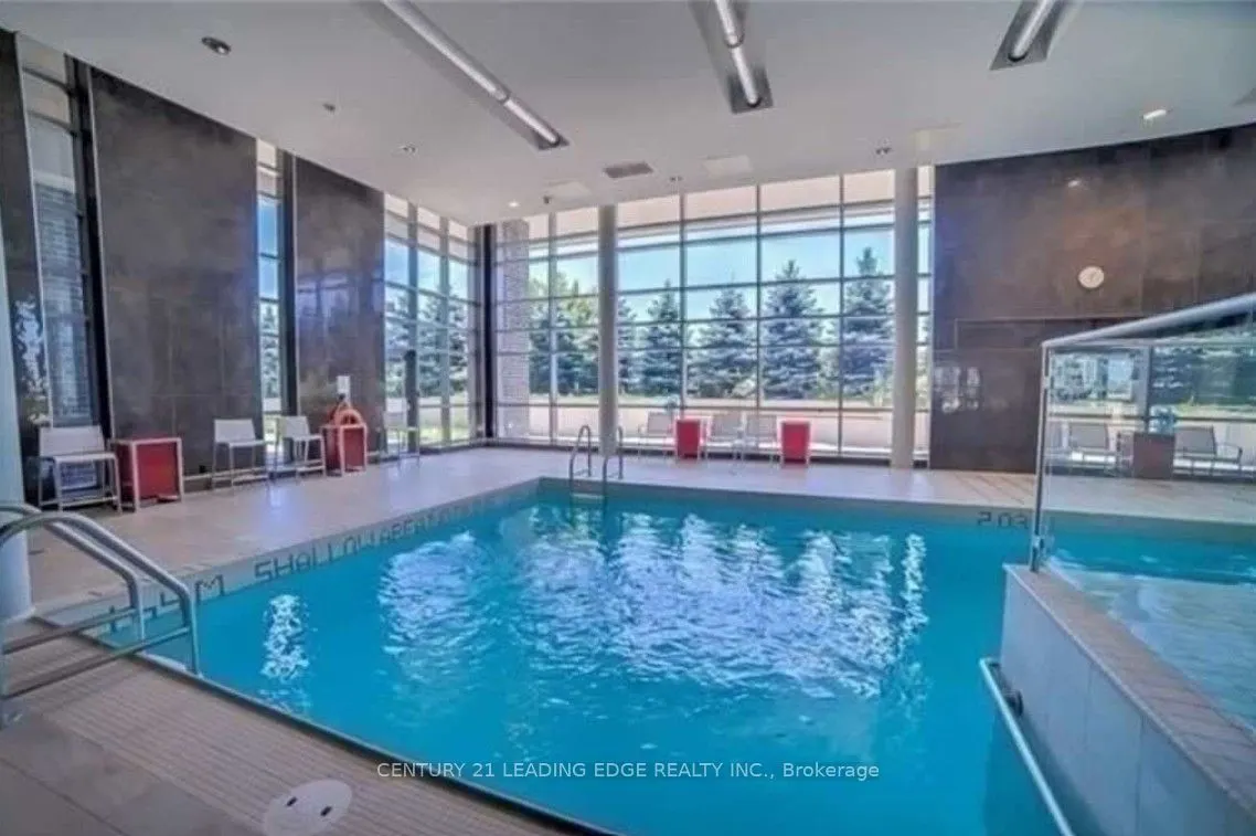 125 Village Green Square, #2108