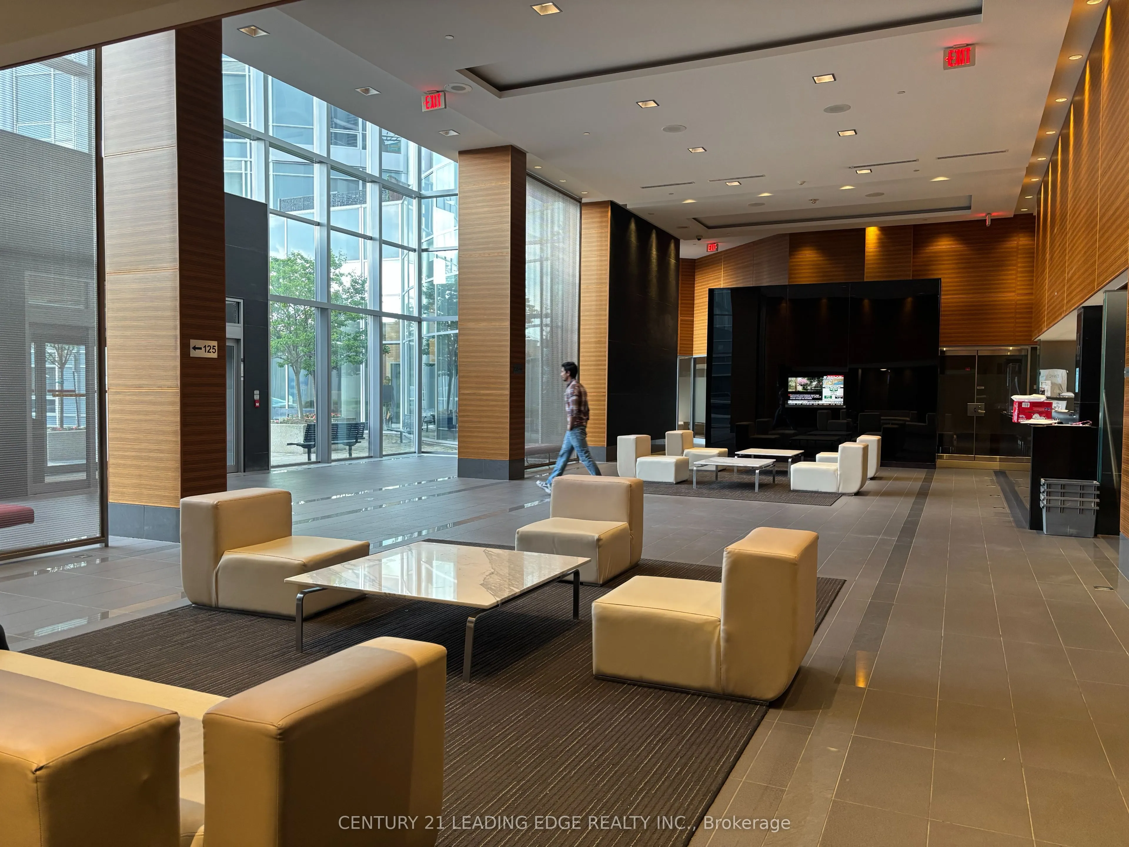 125 Village Green Square, #2108