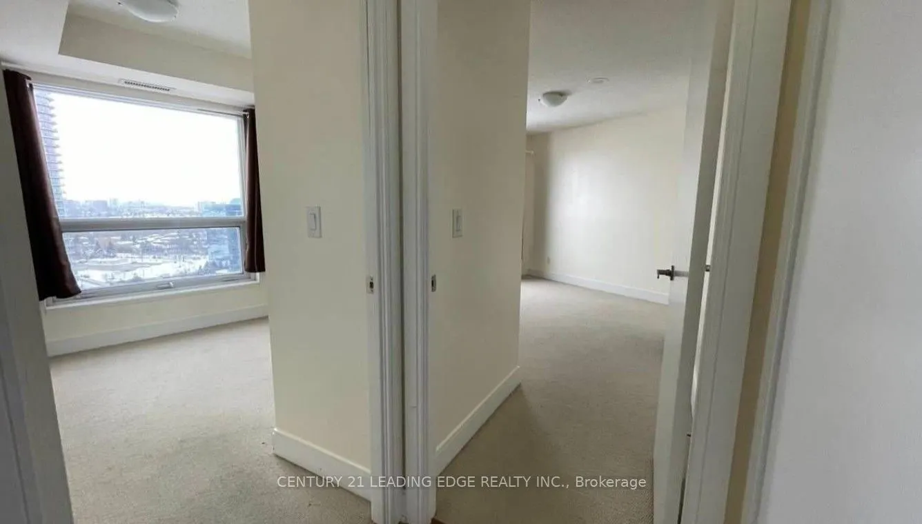 125 Village Green Square, #2108