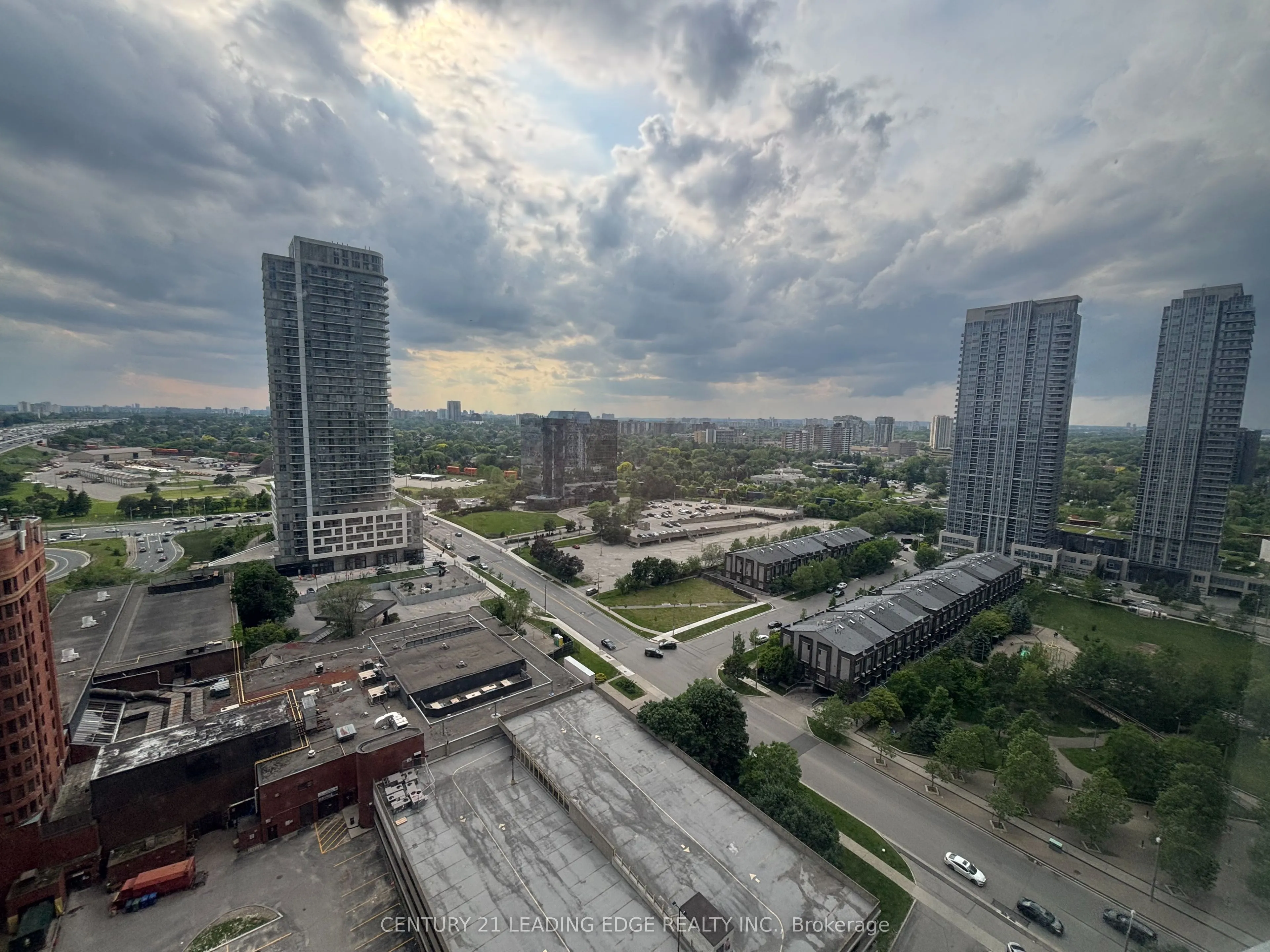 125 Village Green Square, #2108