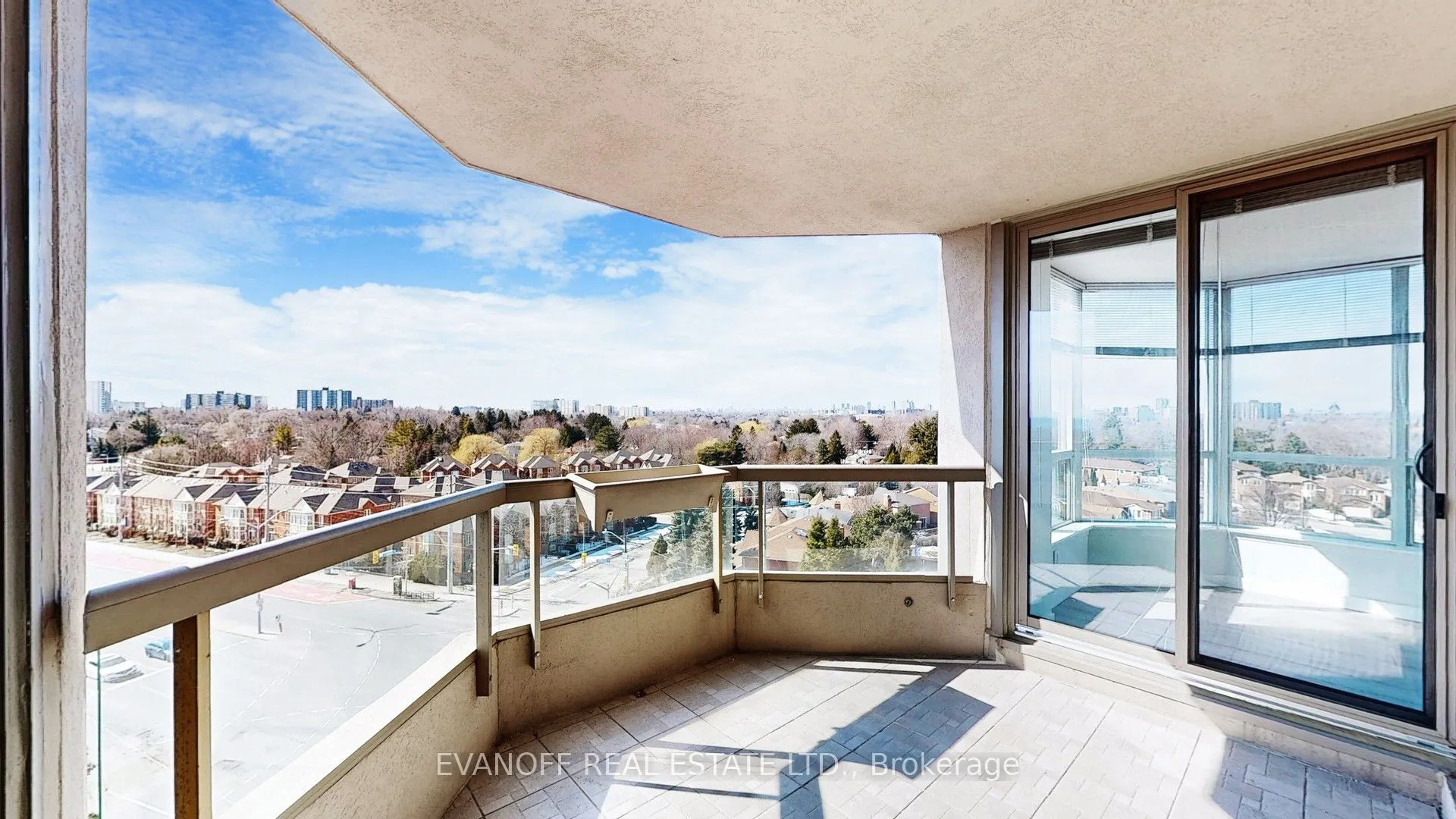 10 Guildwood Parkway, #1030
