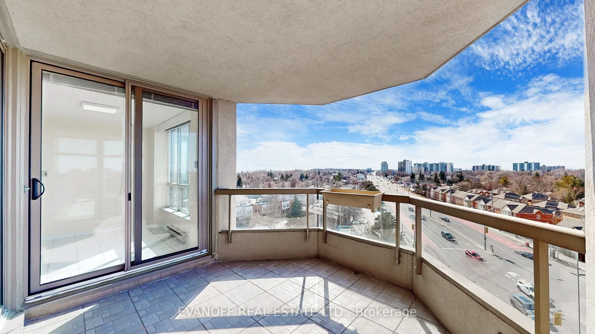 10 Guildwood Parkway, #1030