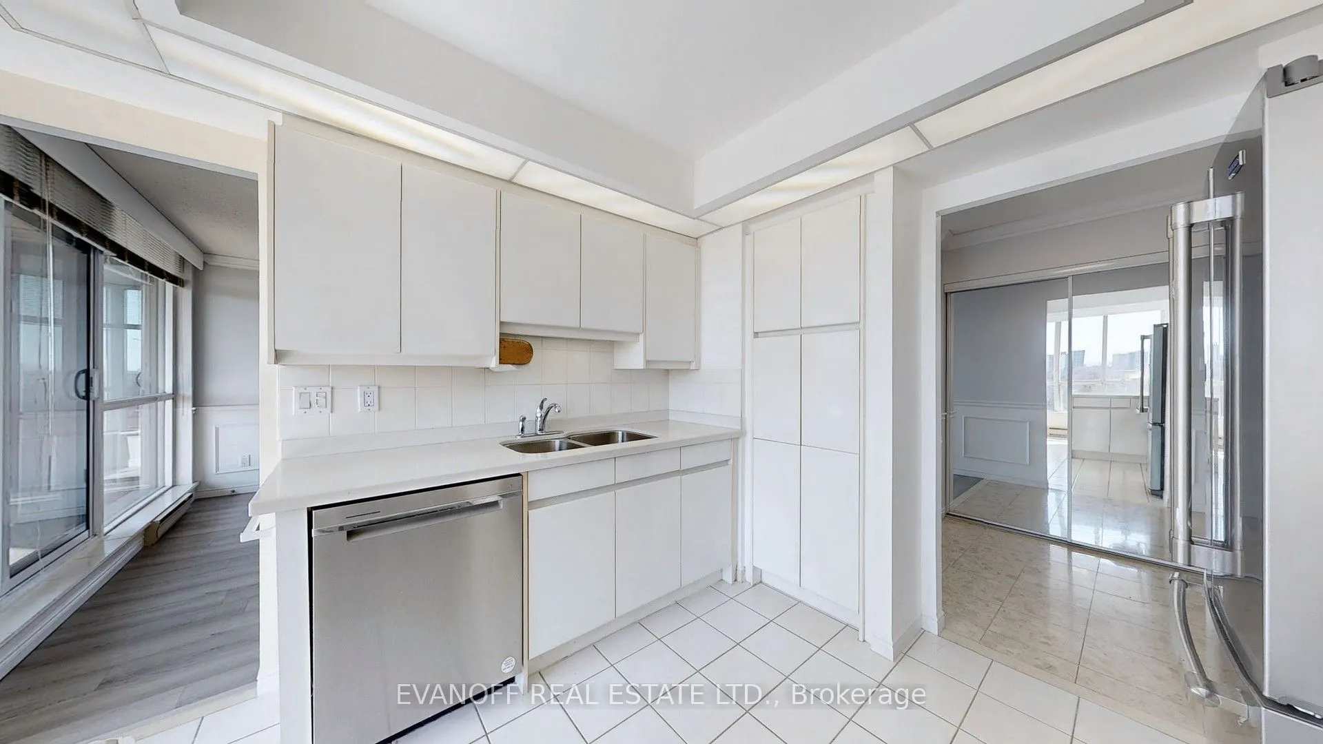 10 Guildwood Parkway, #1030