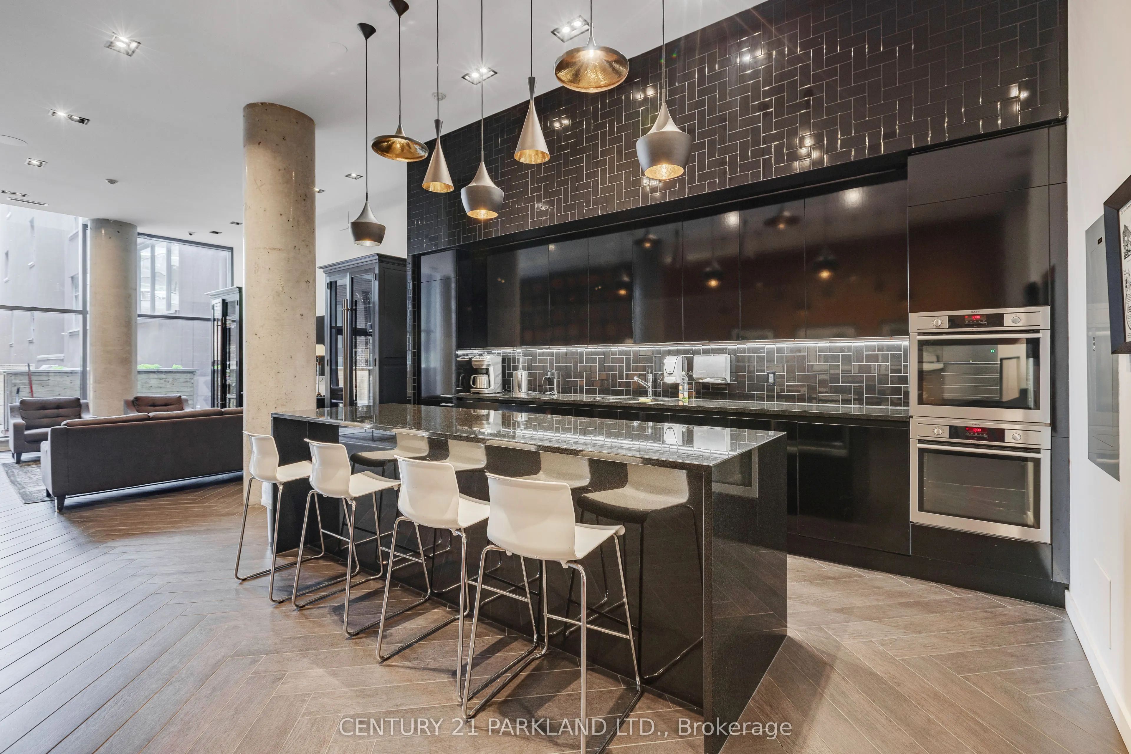 90 Broadview Avenue, #720