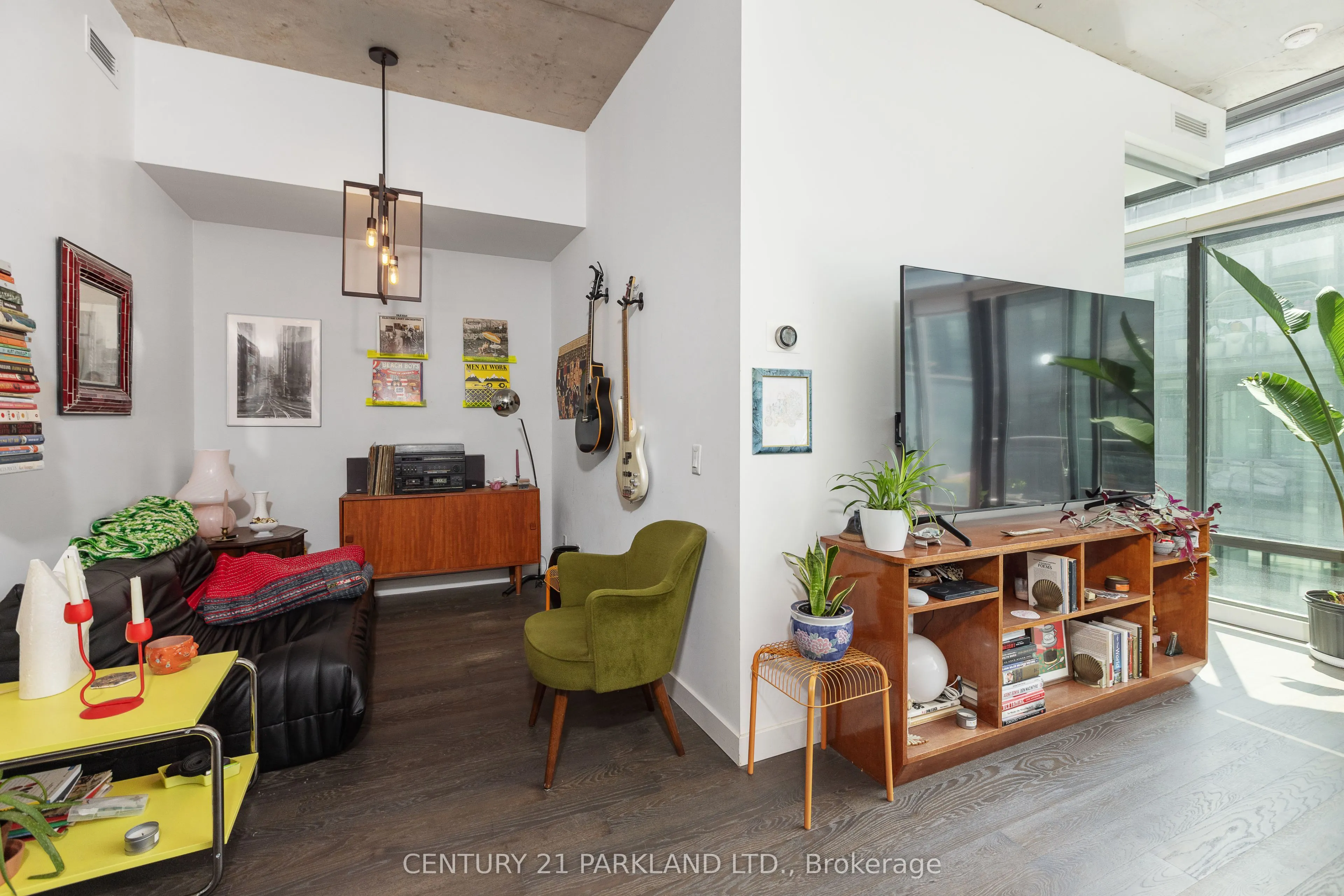 90 Broadview Avenue, #720