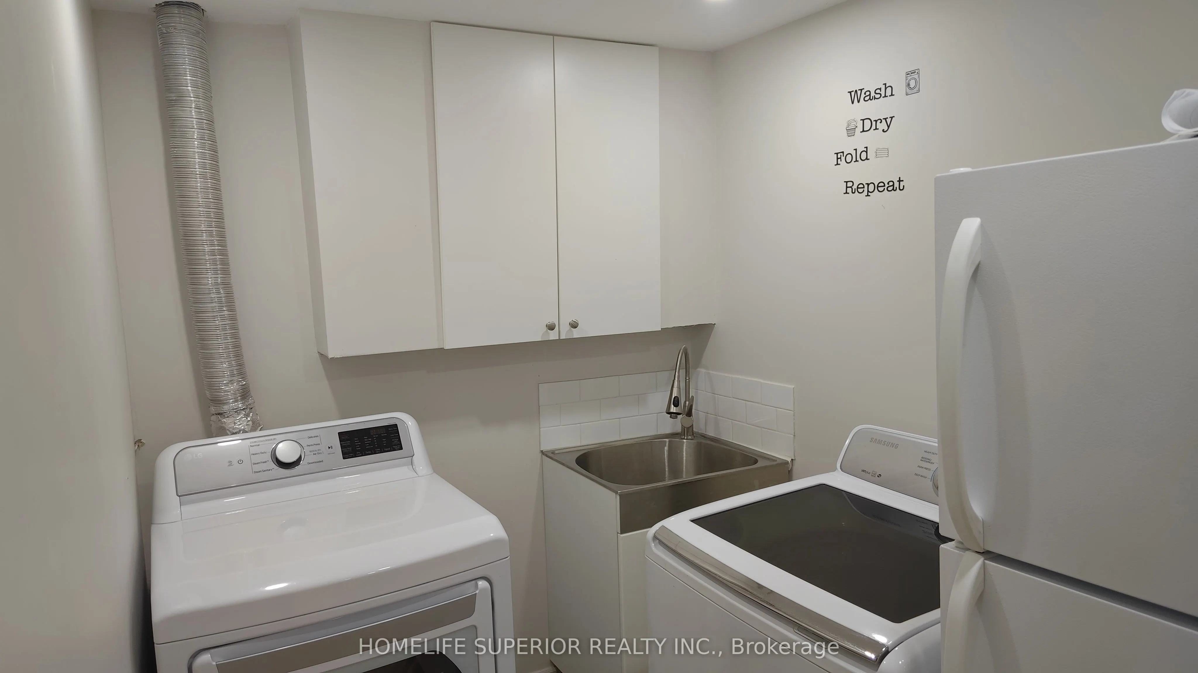 292 Brighton Court, #Lower