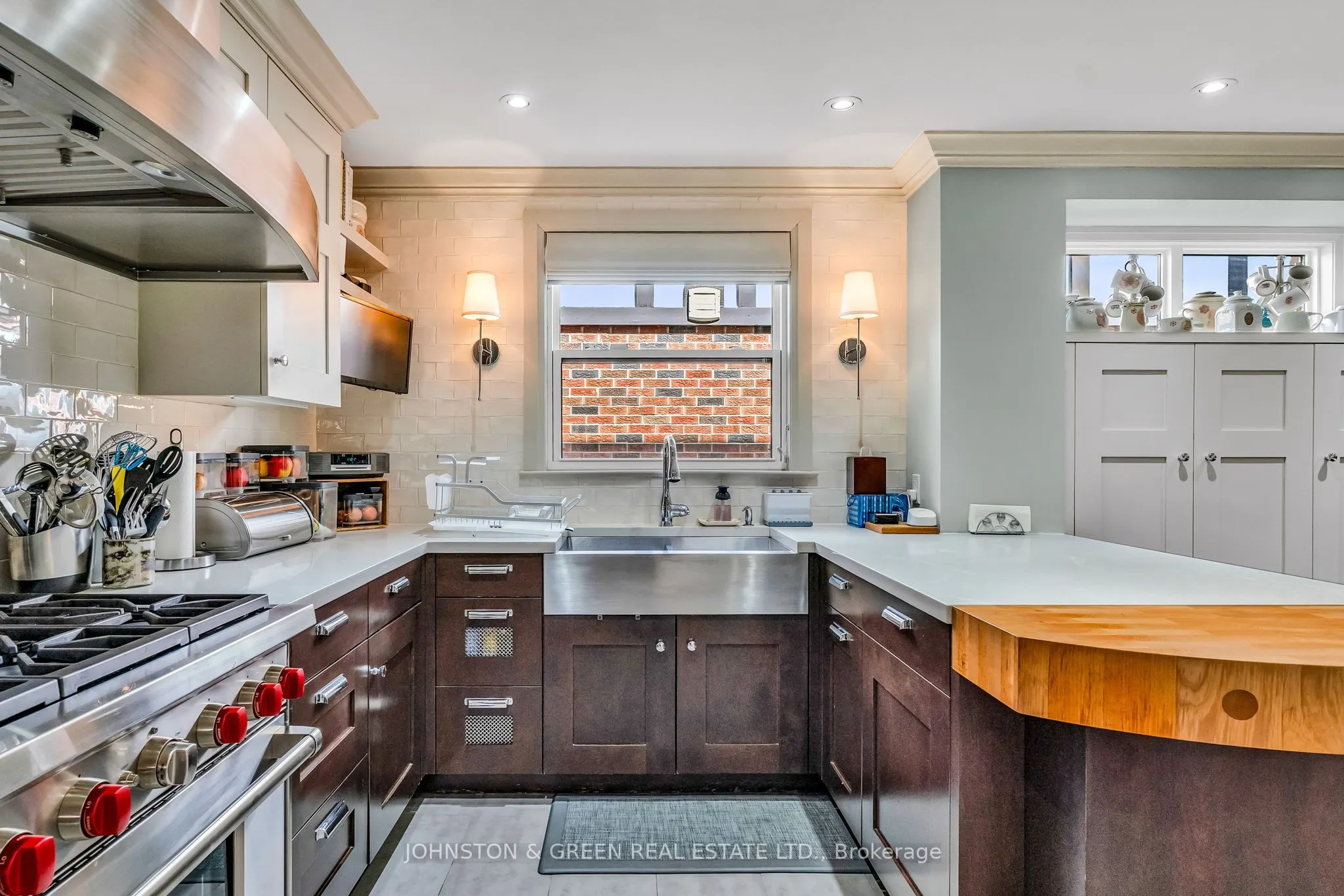 1 Woodvale Crescent