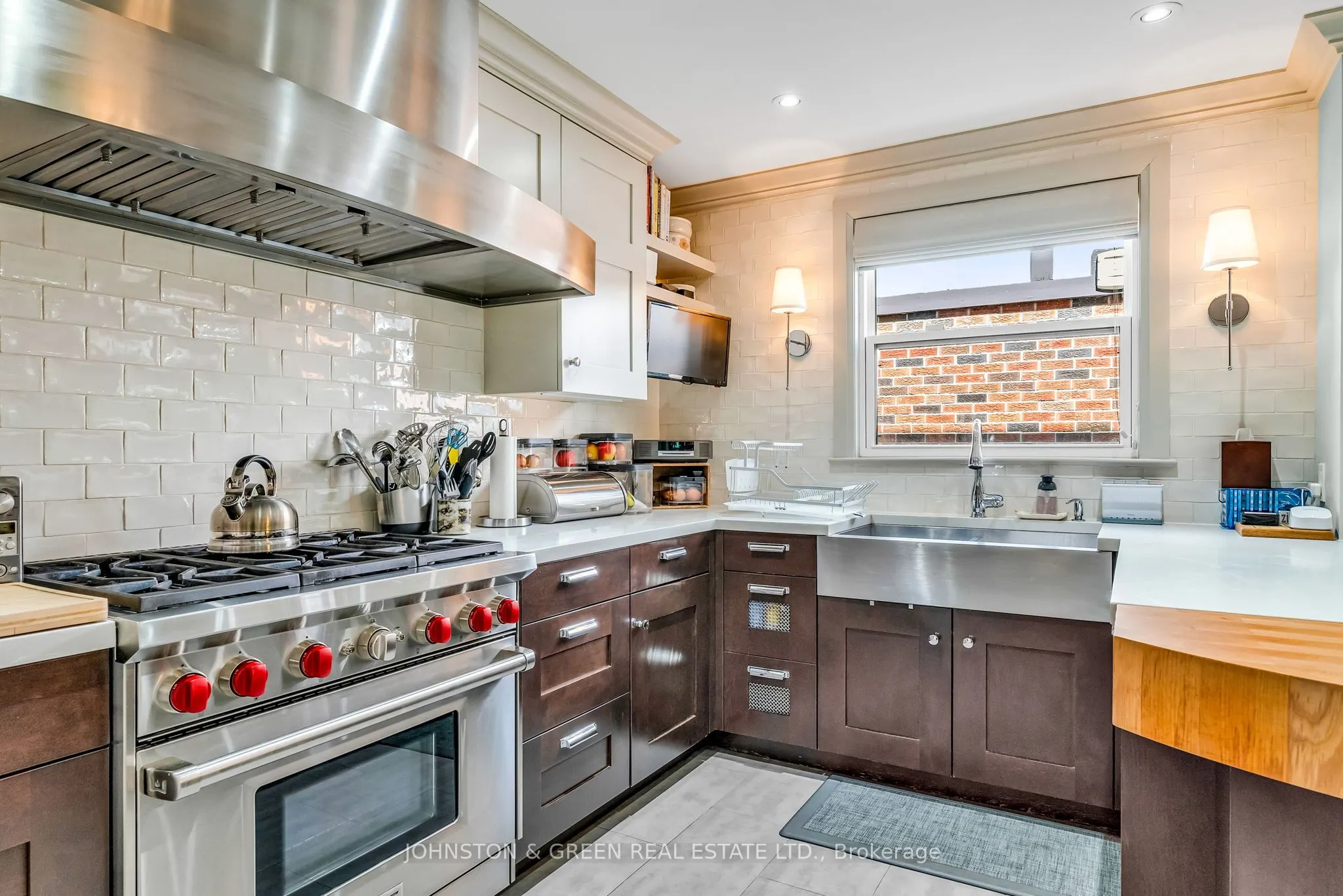 1 Woodvale Crescent