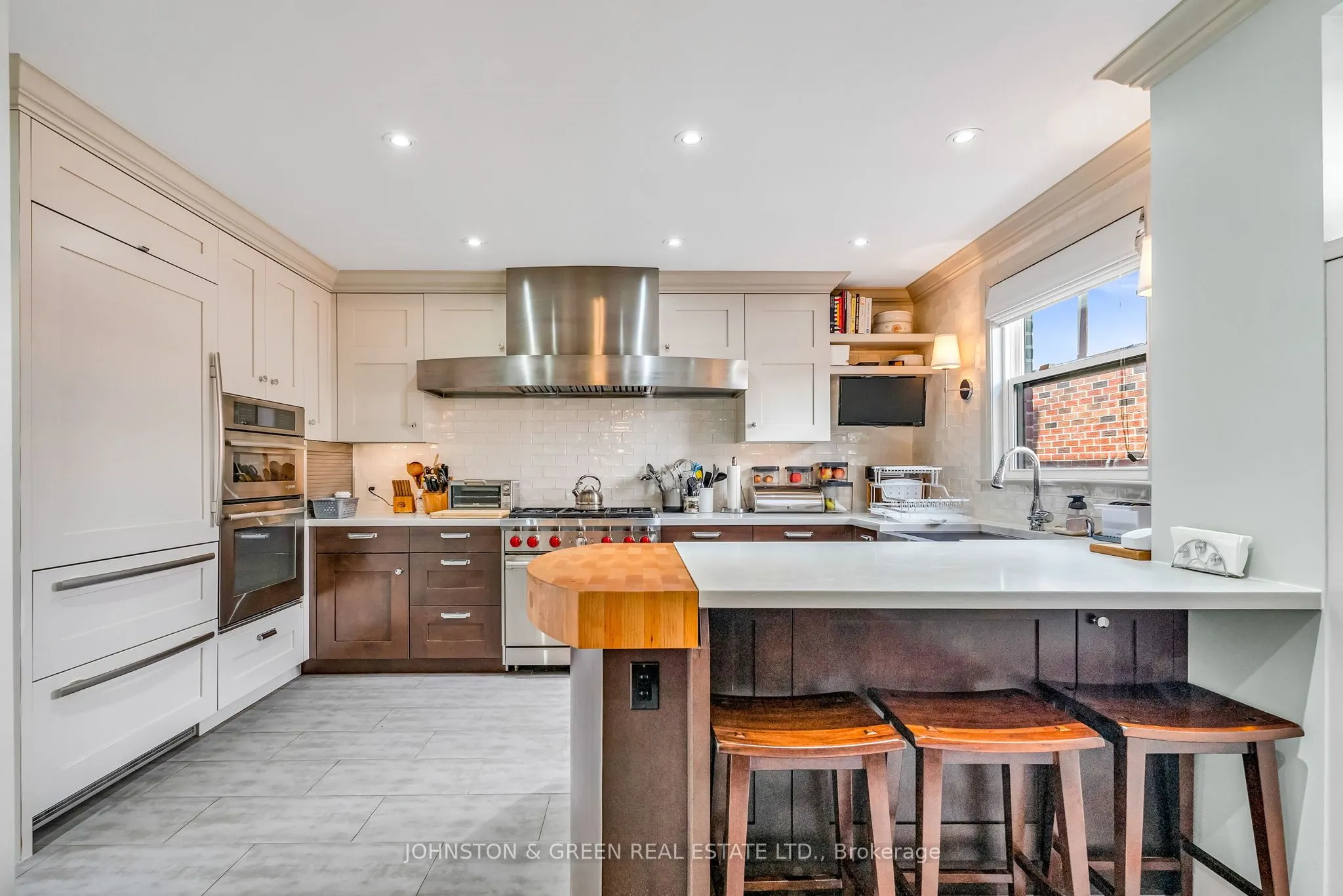 1 Woodvale Crescent