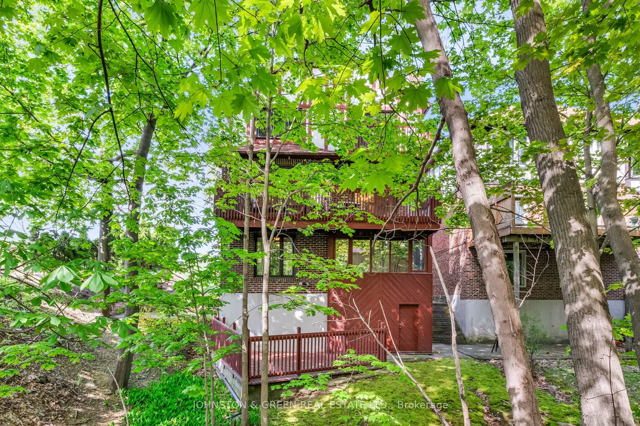 1 Woodvale Crescent