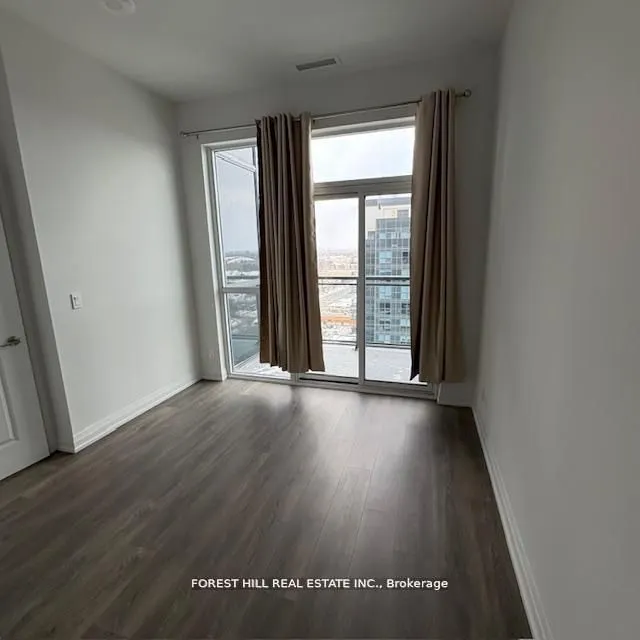 10 MEADOWGLEN Place, #PH02