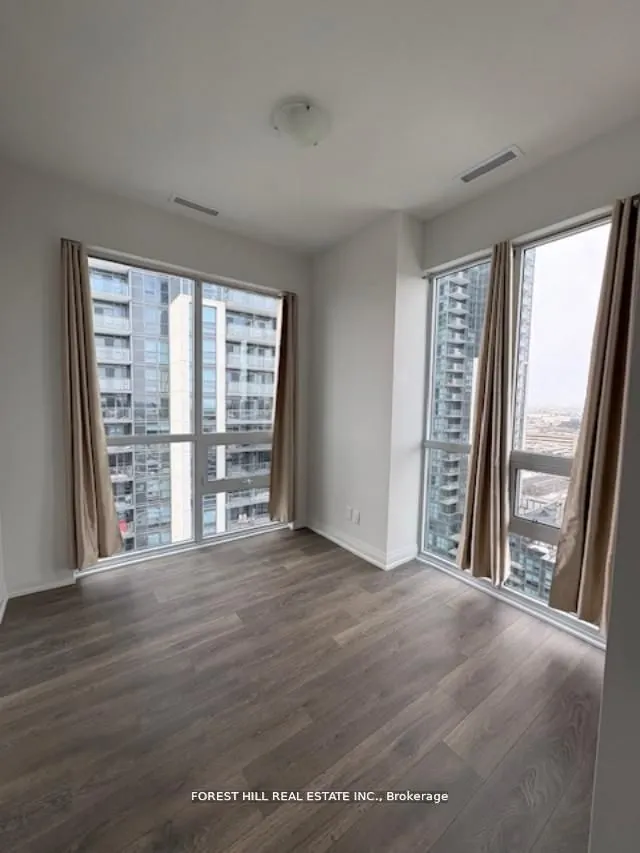 10 MEADOWGLEN Place, #PH02