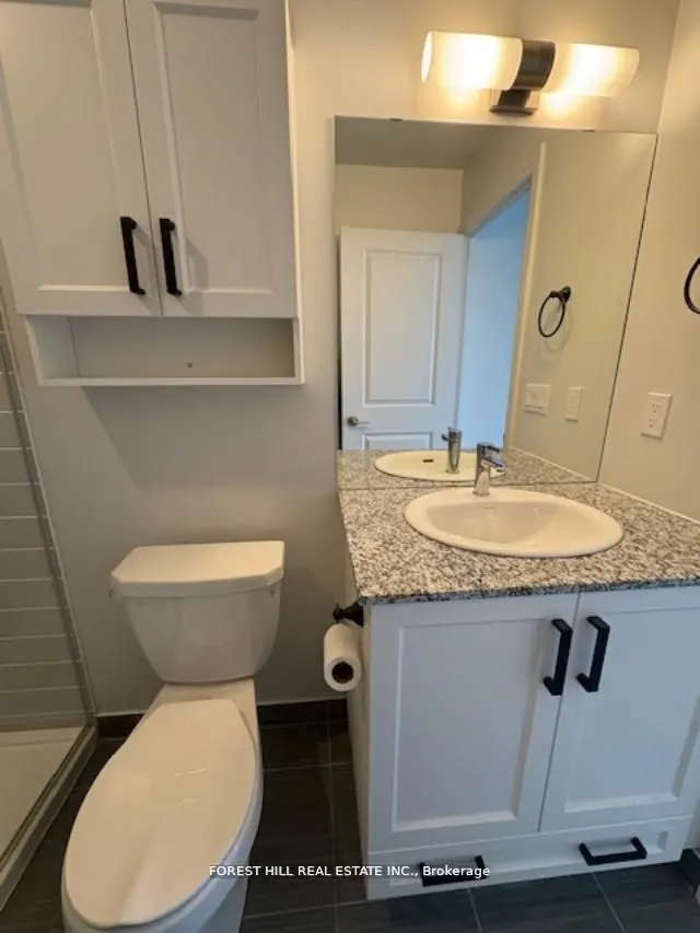 10 MEADOWGLEN Place, #PH02