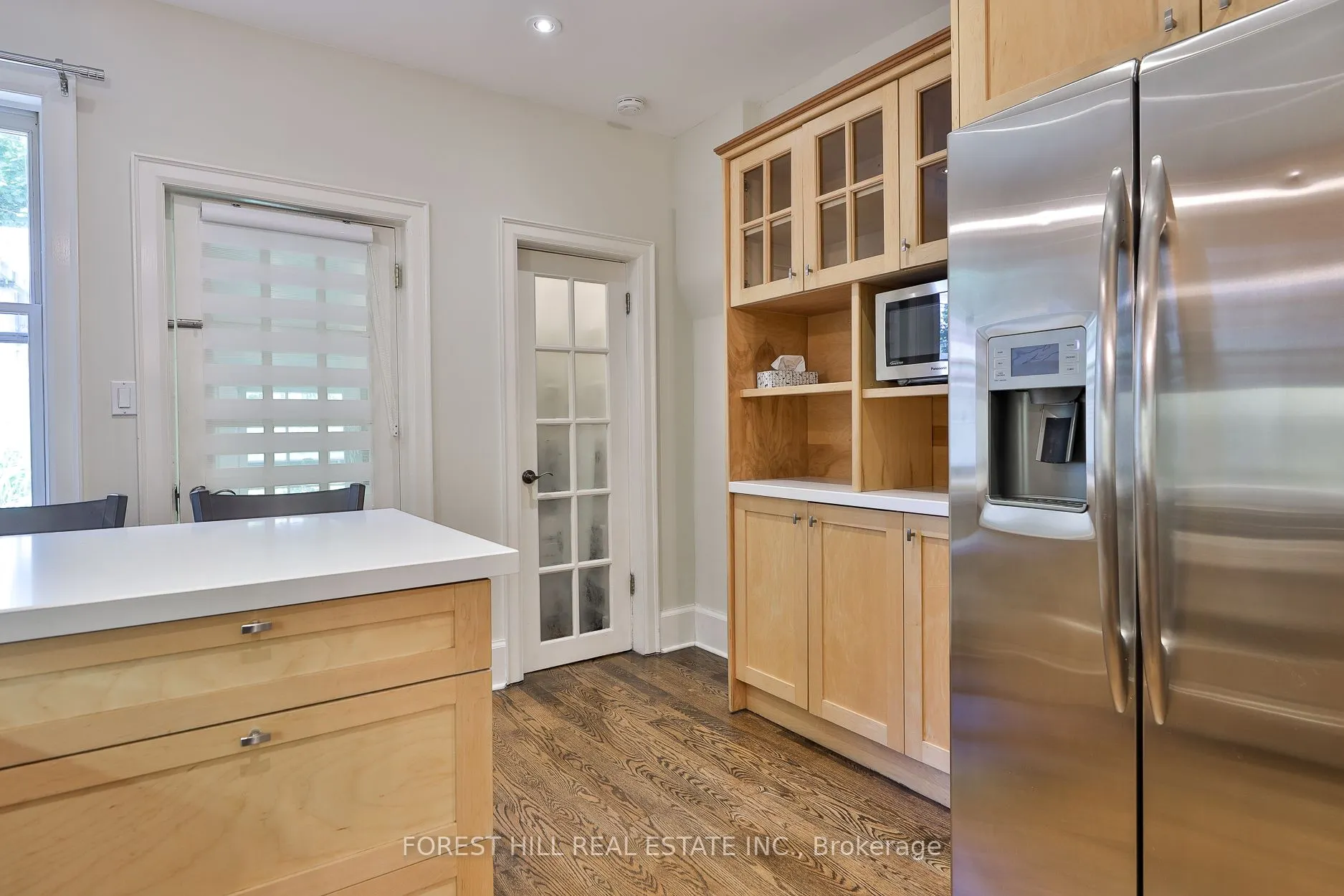 76 Sparkhall Avenue