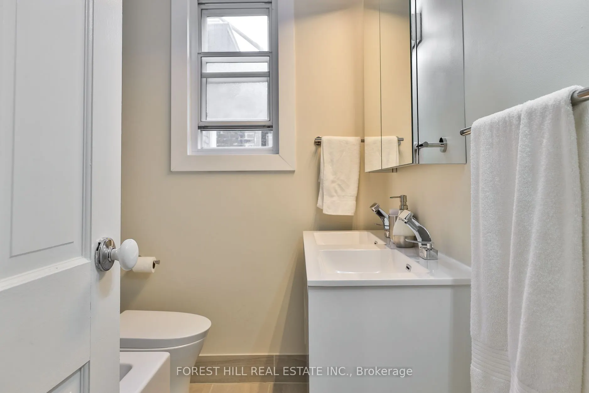 76 Sparkhall Avenue