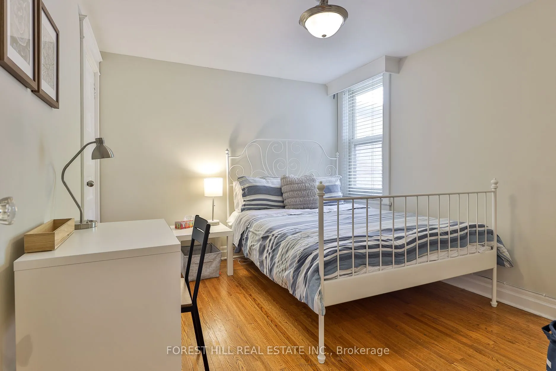76 Sparkhall Avenue