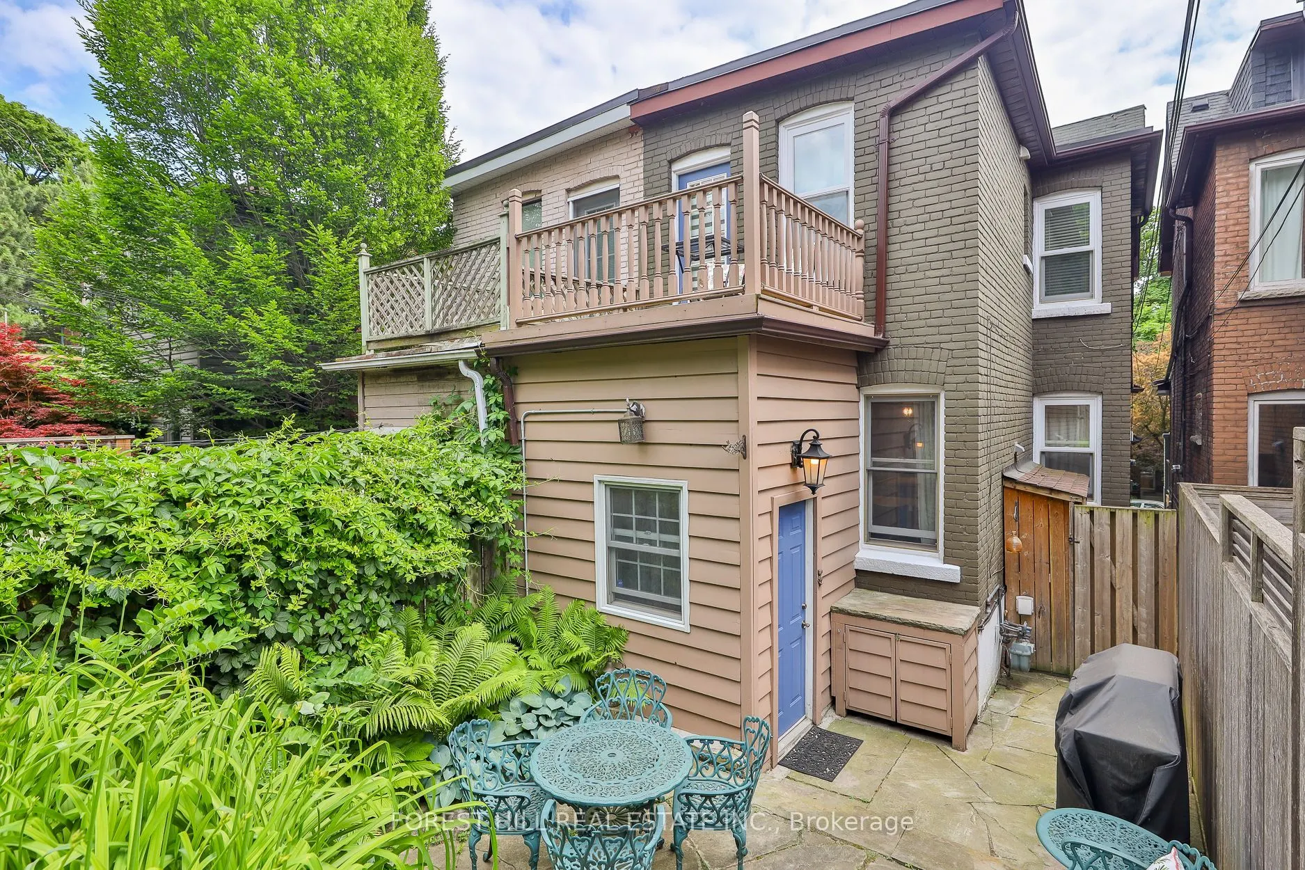 76 Sparkhall Avenue