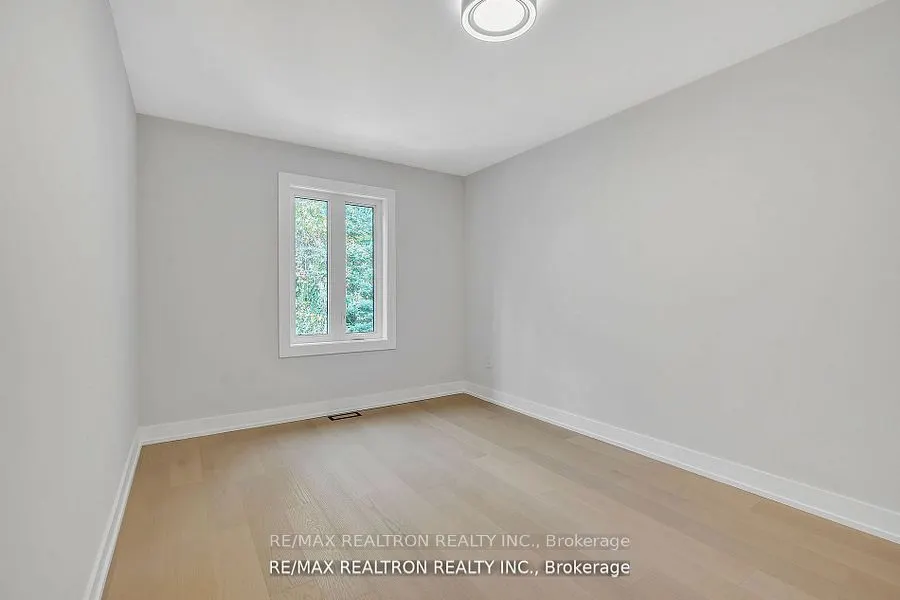 254 Hastings Avenue