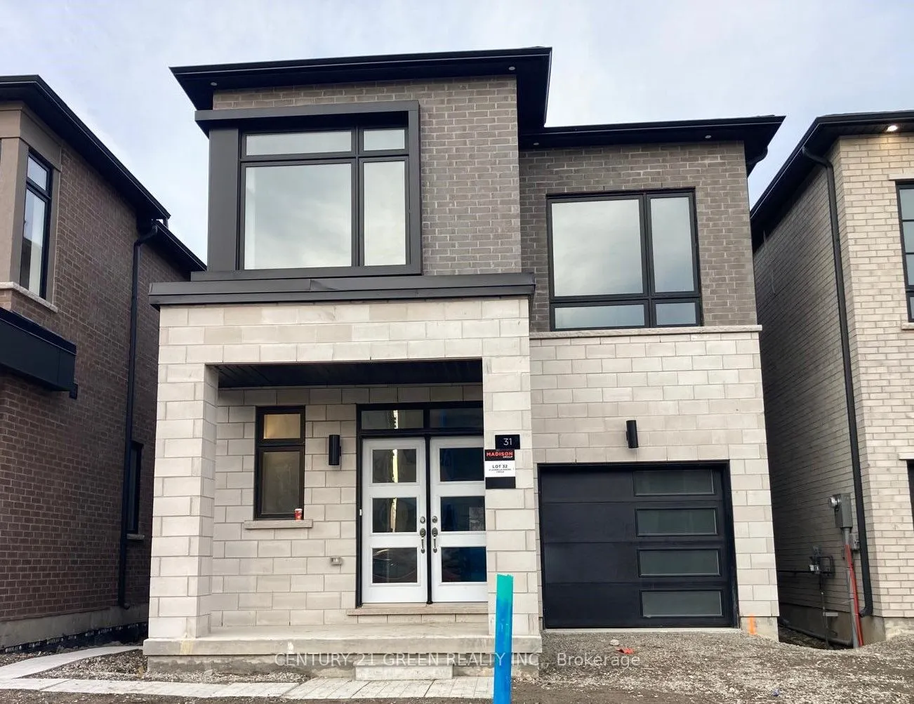29 Danielle Moore Circle, #Lower