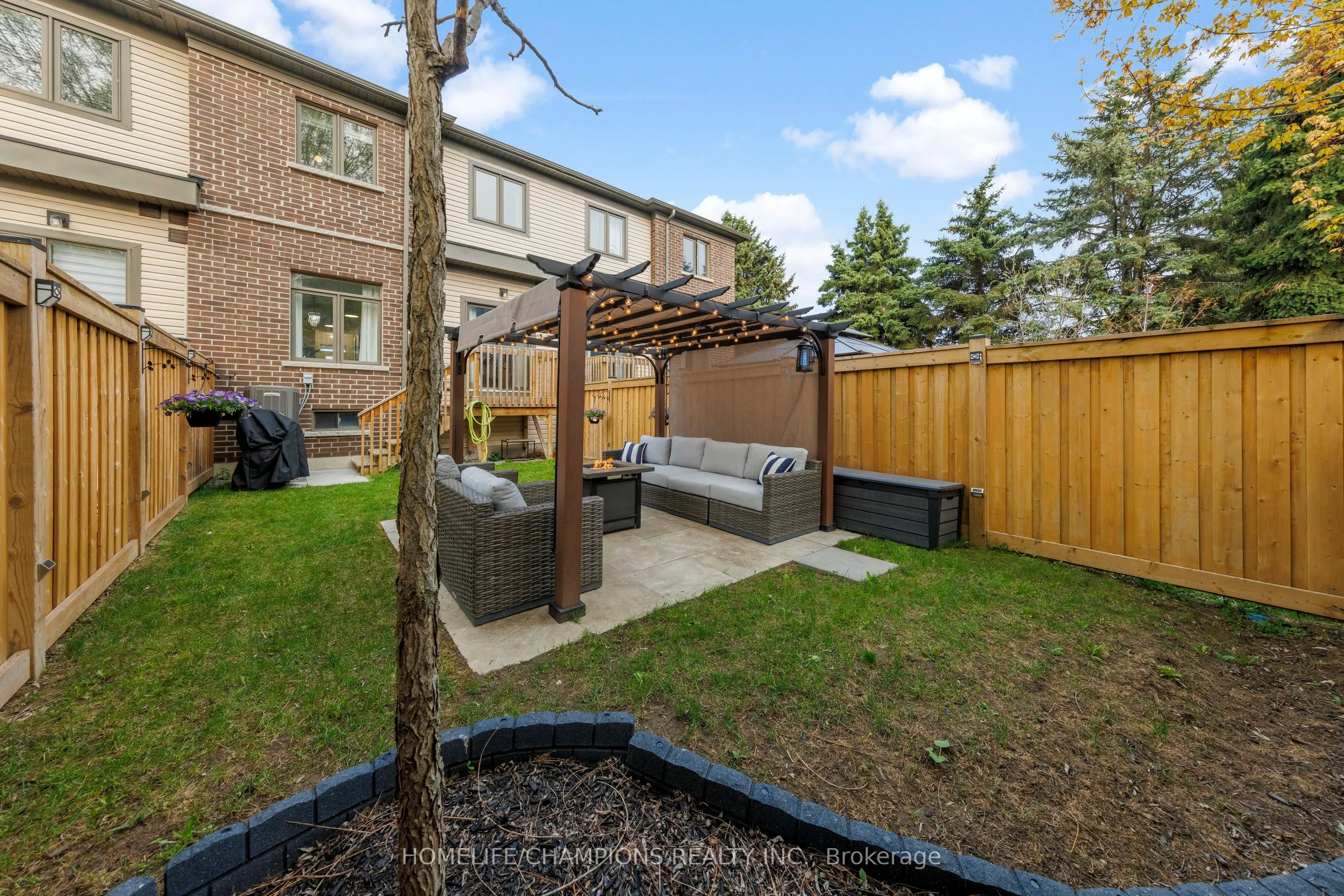 38 Longshore Way