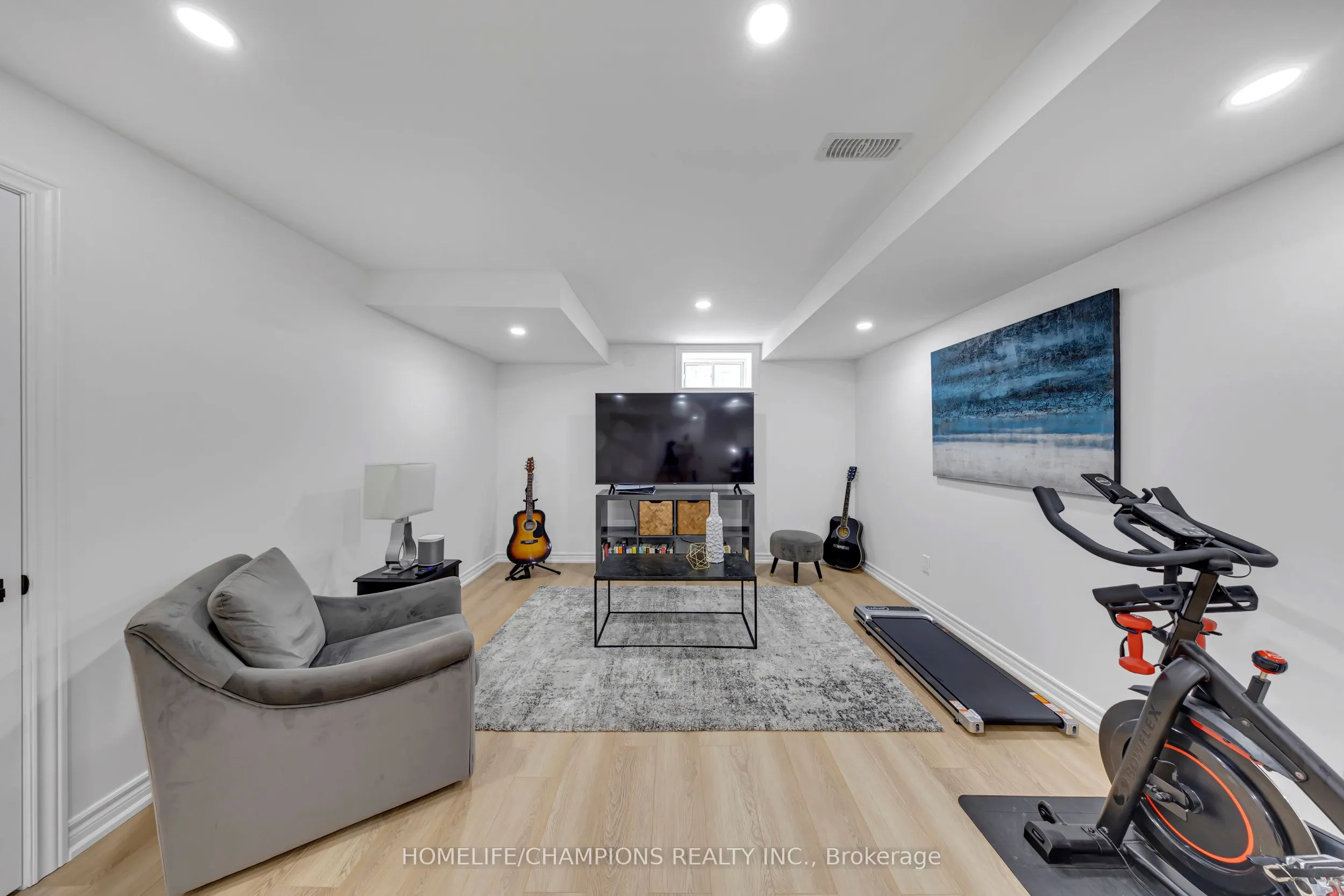 38 Longshore Way