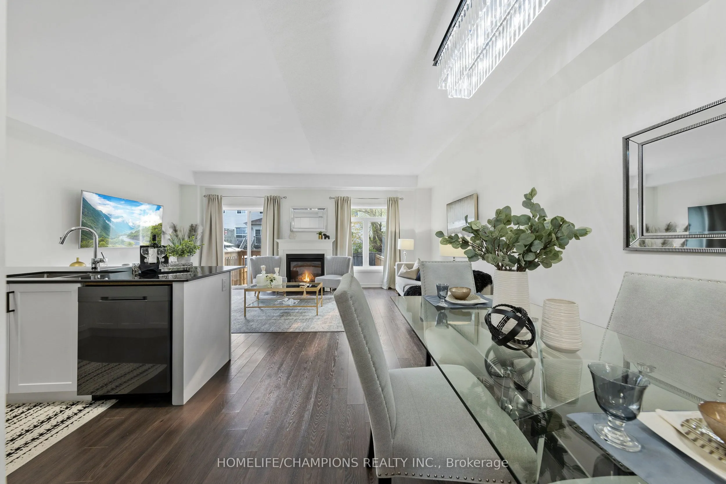 38 Longshore Way