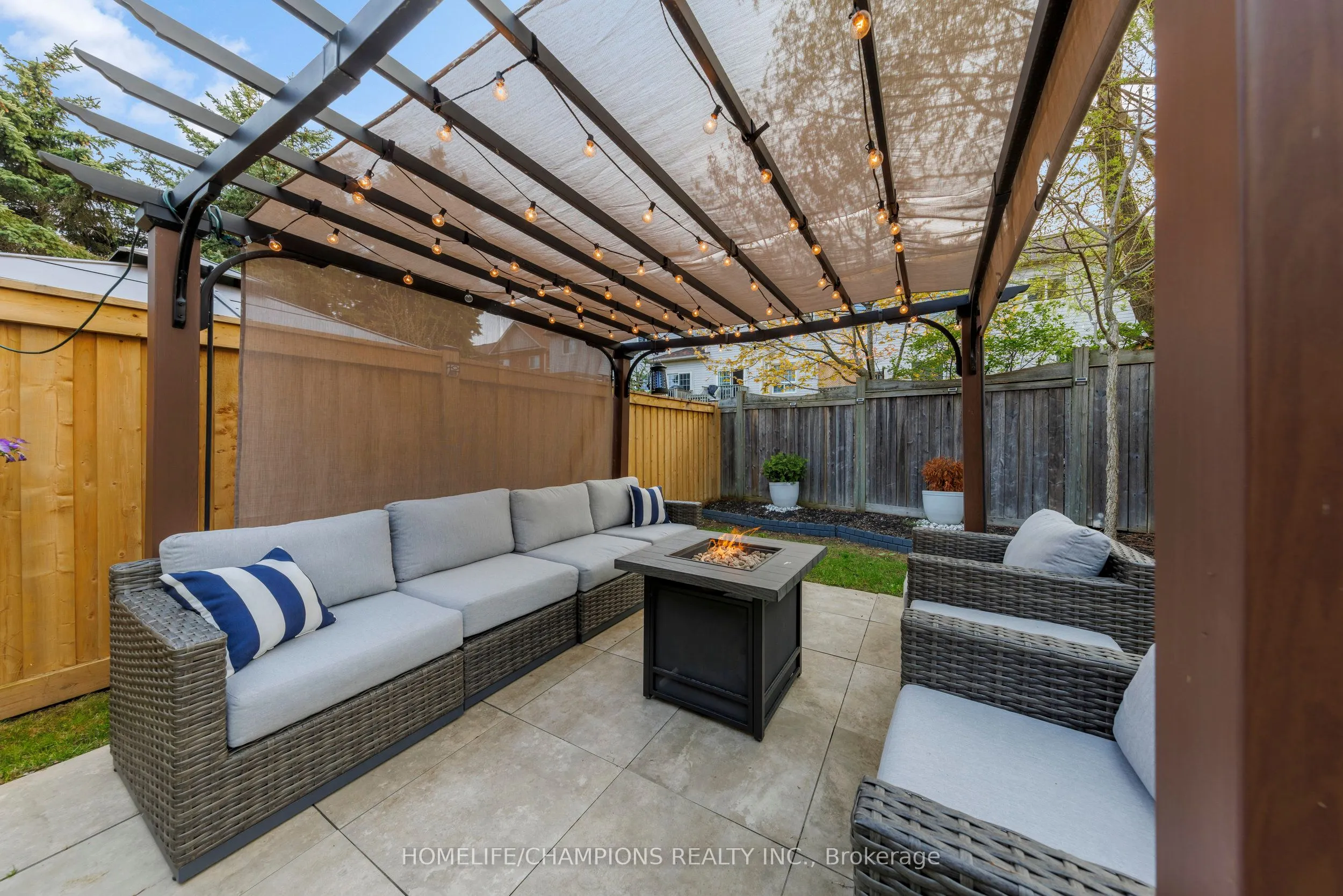 38 Longshore Way