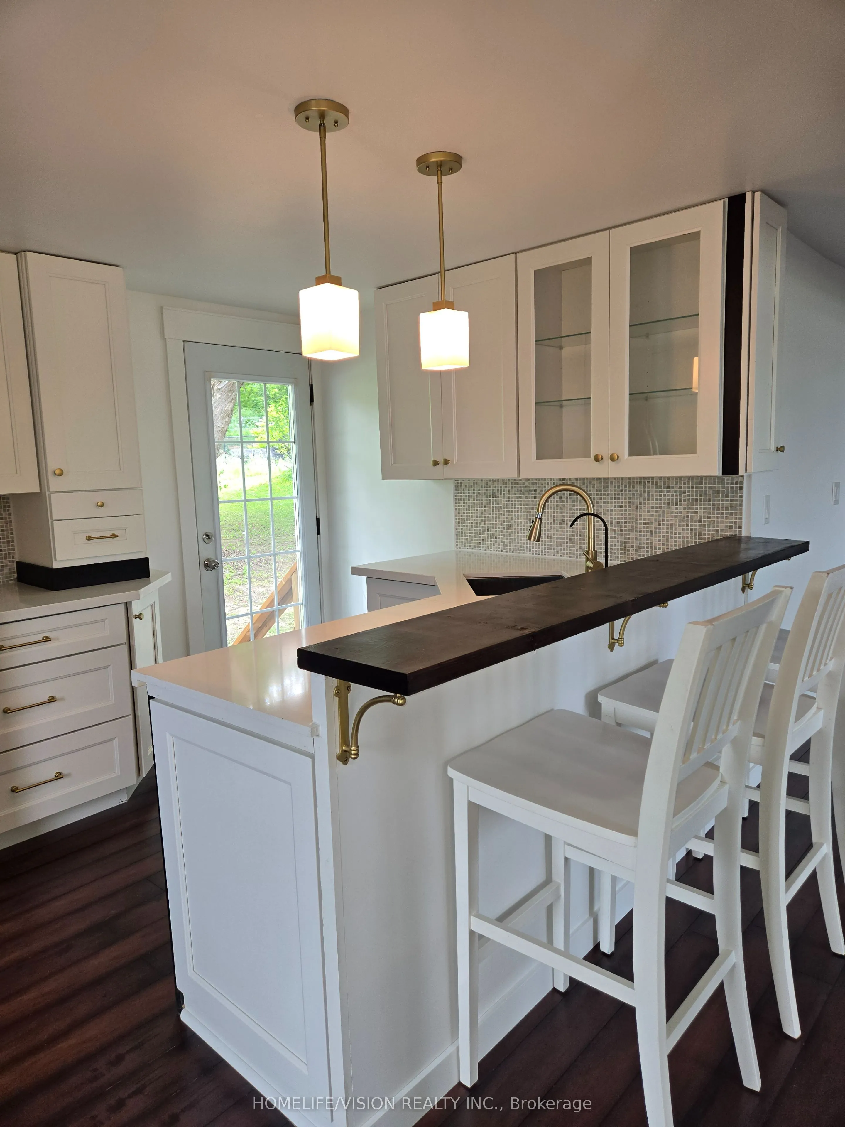 338 Carnegie Beach Road