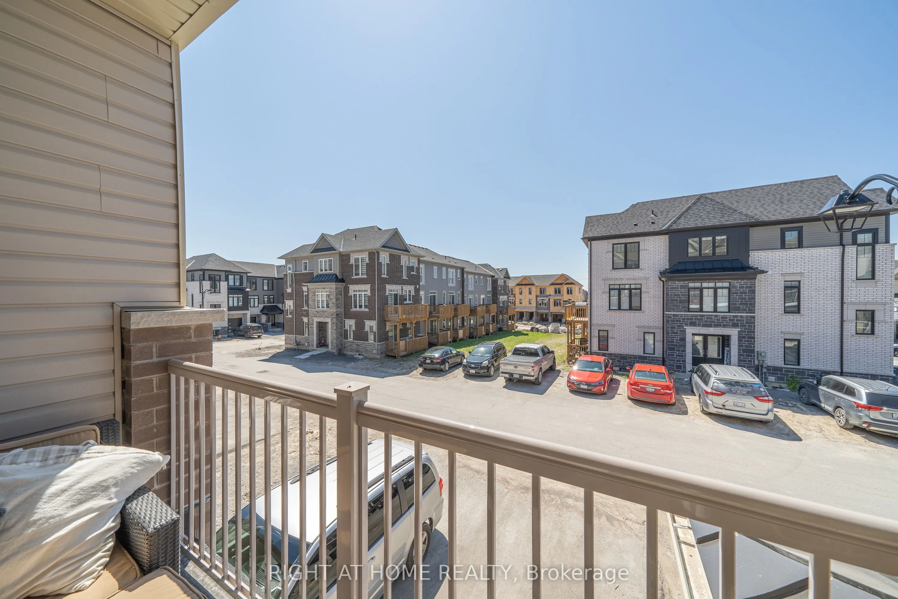 50 Ambereen Place