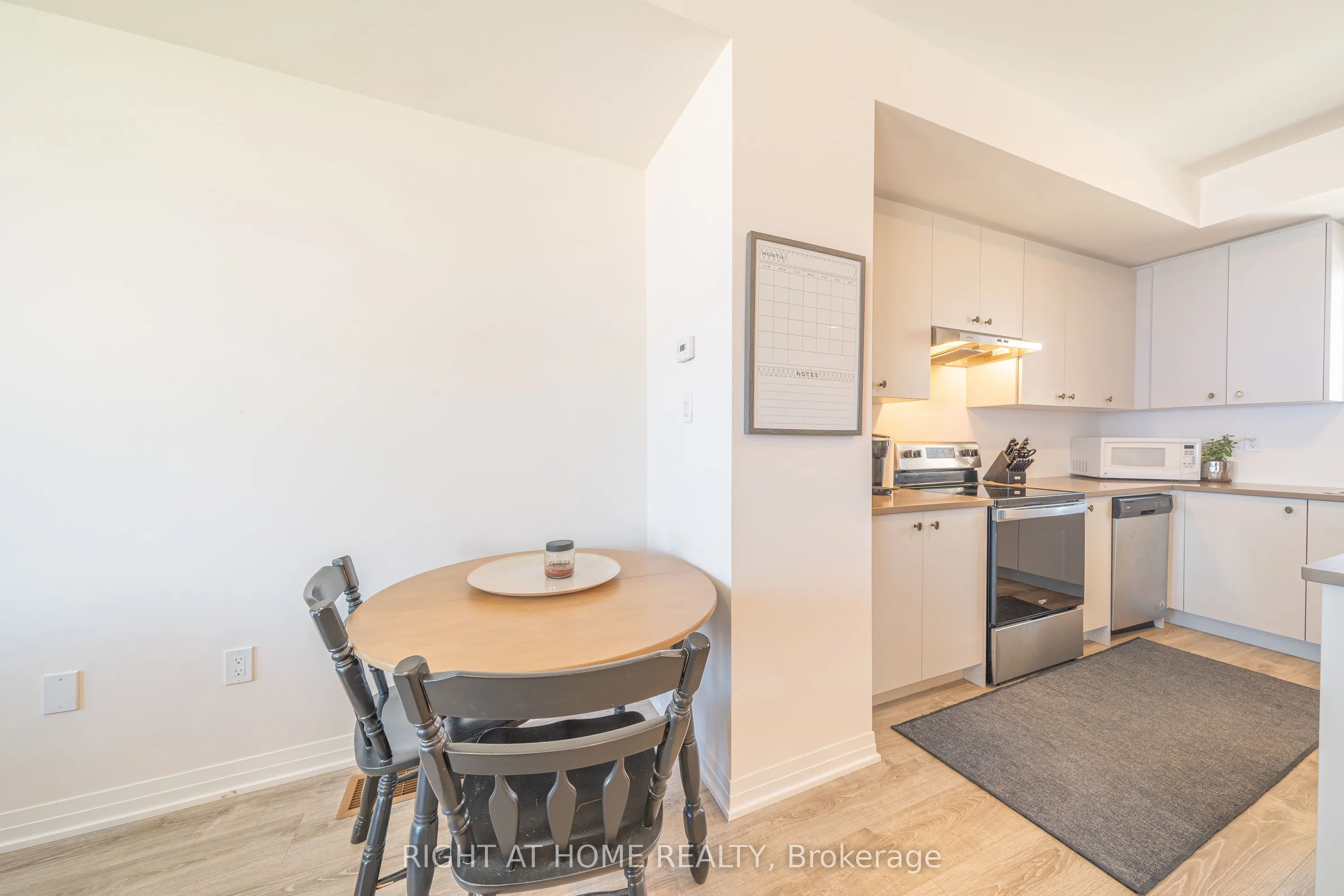 50 Ambereen Place
