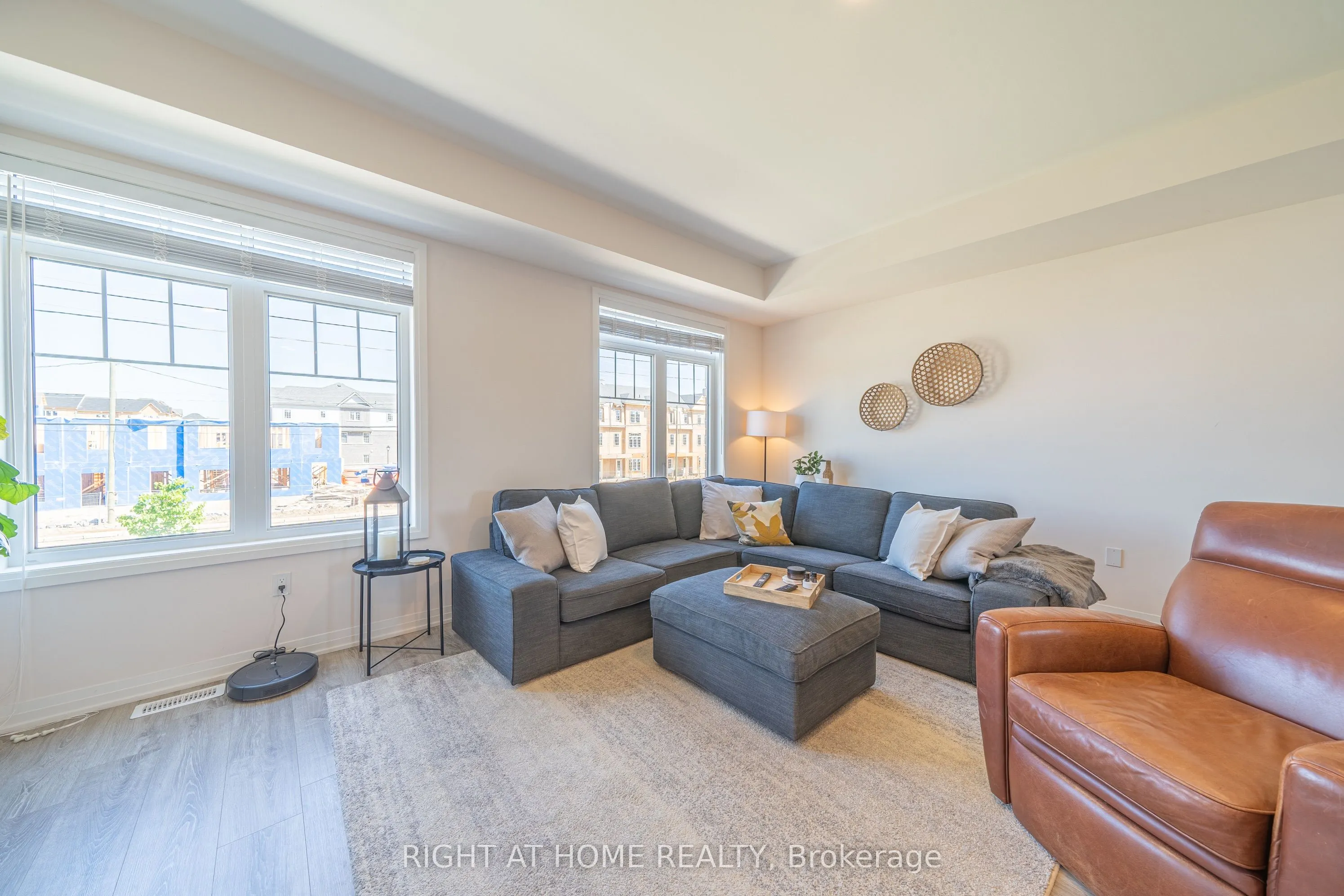 50 Ambereen Place