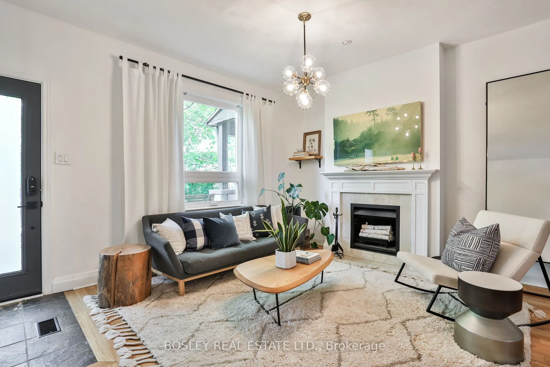 9 Prust Avenue
