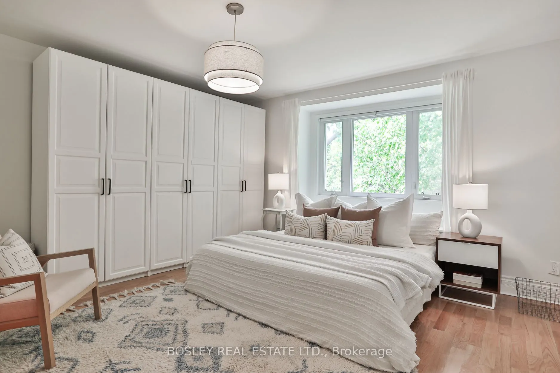 9 Prust Avenue