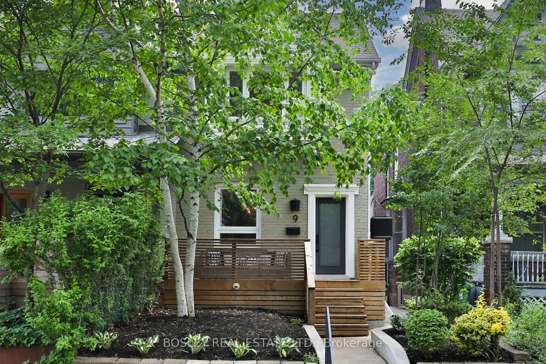 9 Prust Avenue