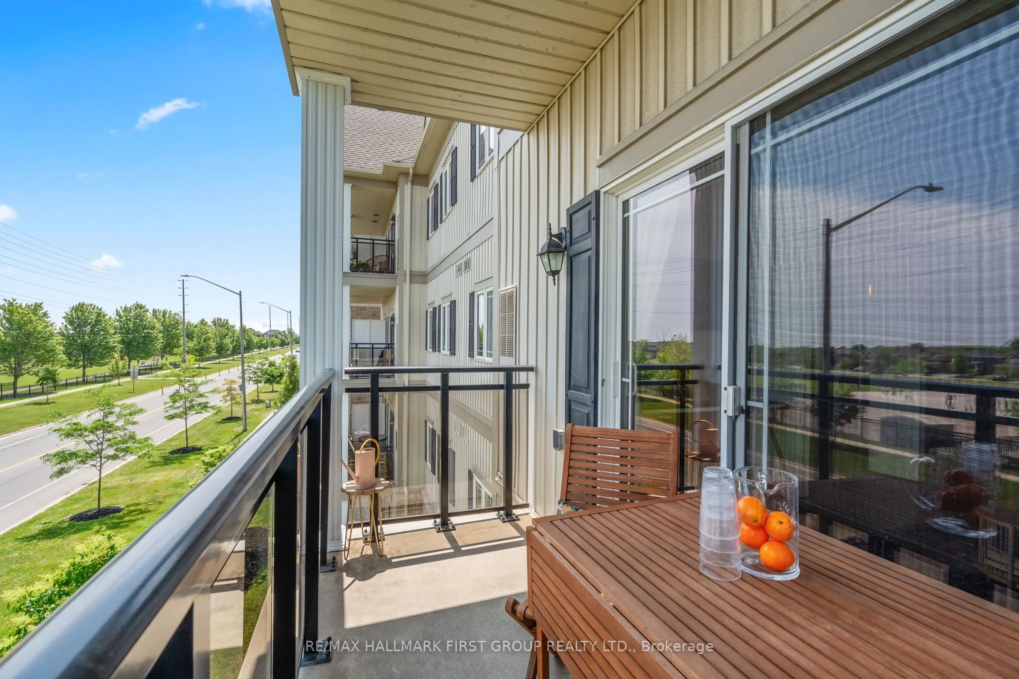 1 Sidney Lane, #203