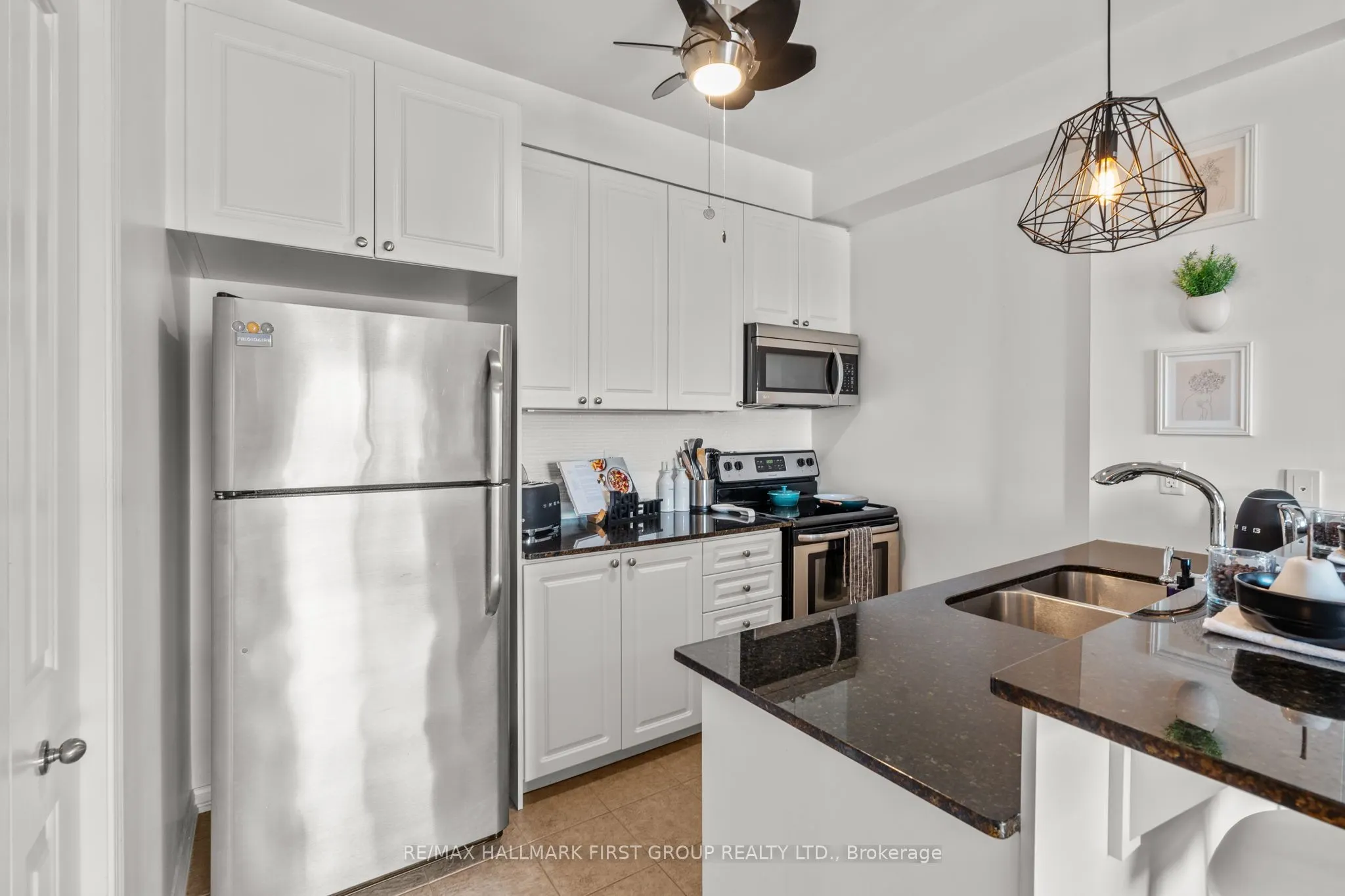 1 Sidney Lane, #203
