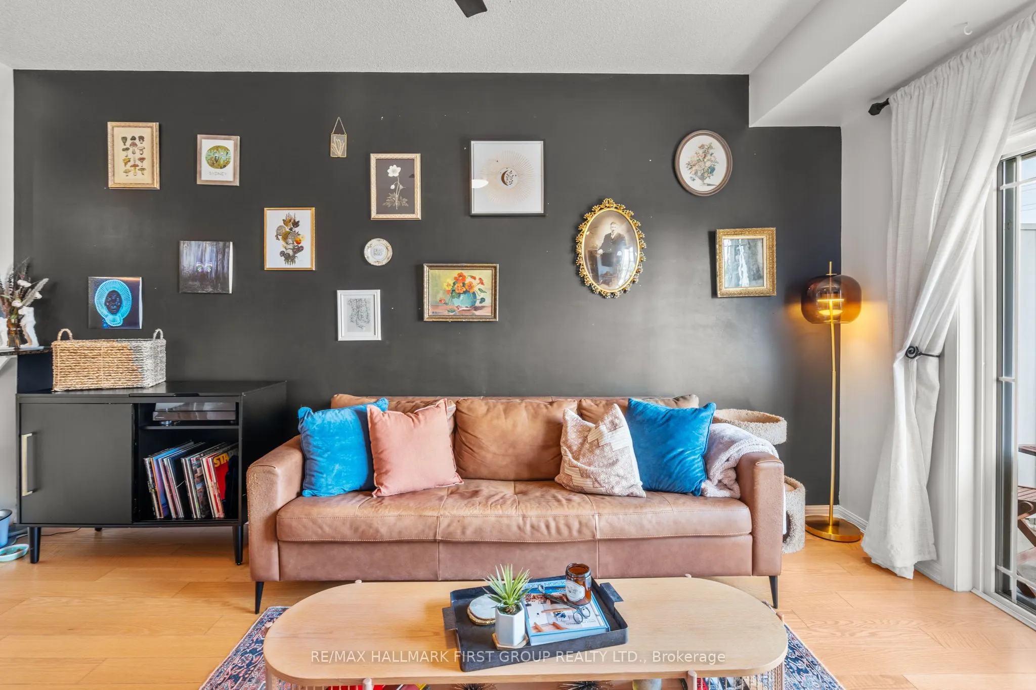 1 Sidney Lane, #203