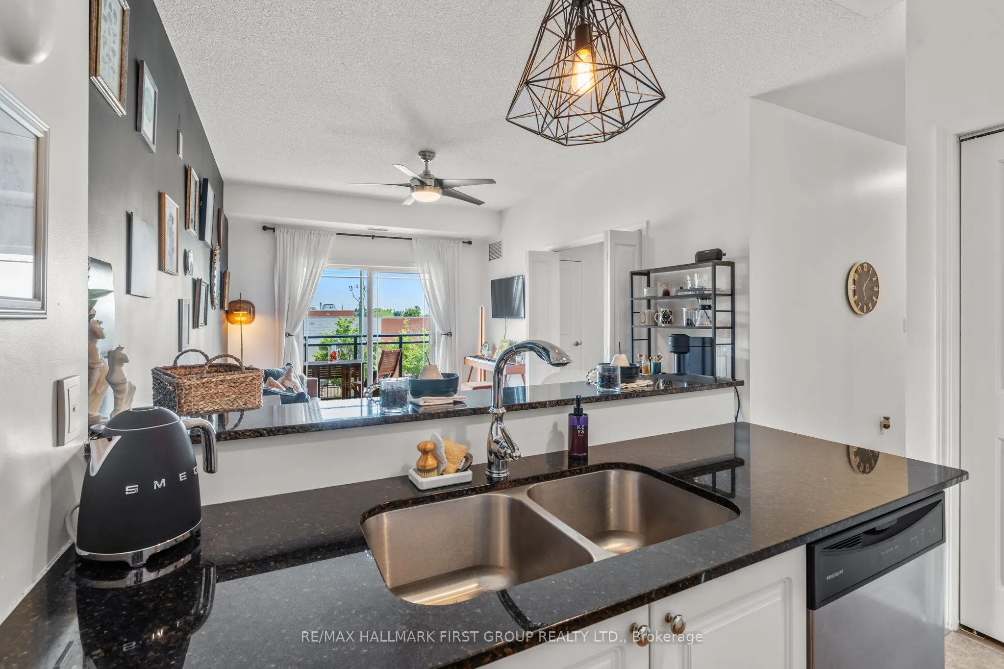 1 Sidney Lane, #203