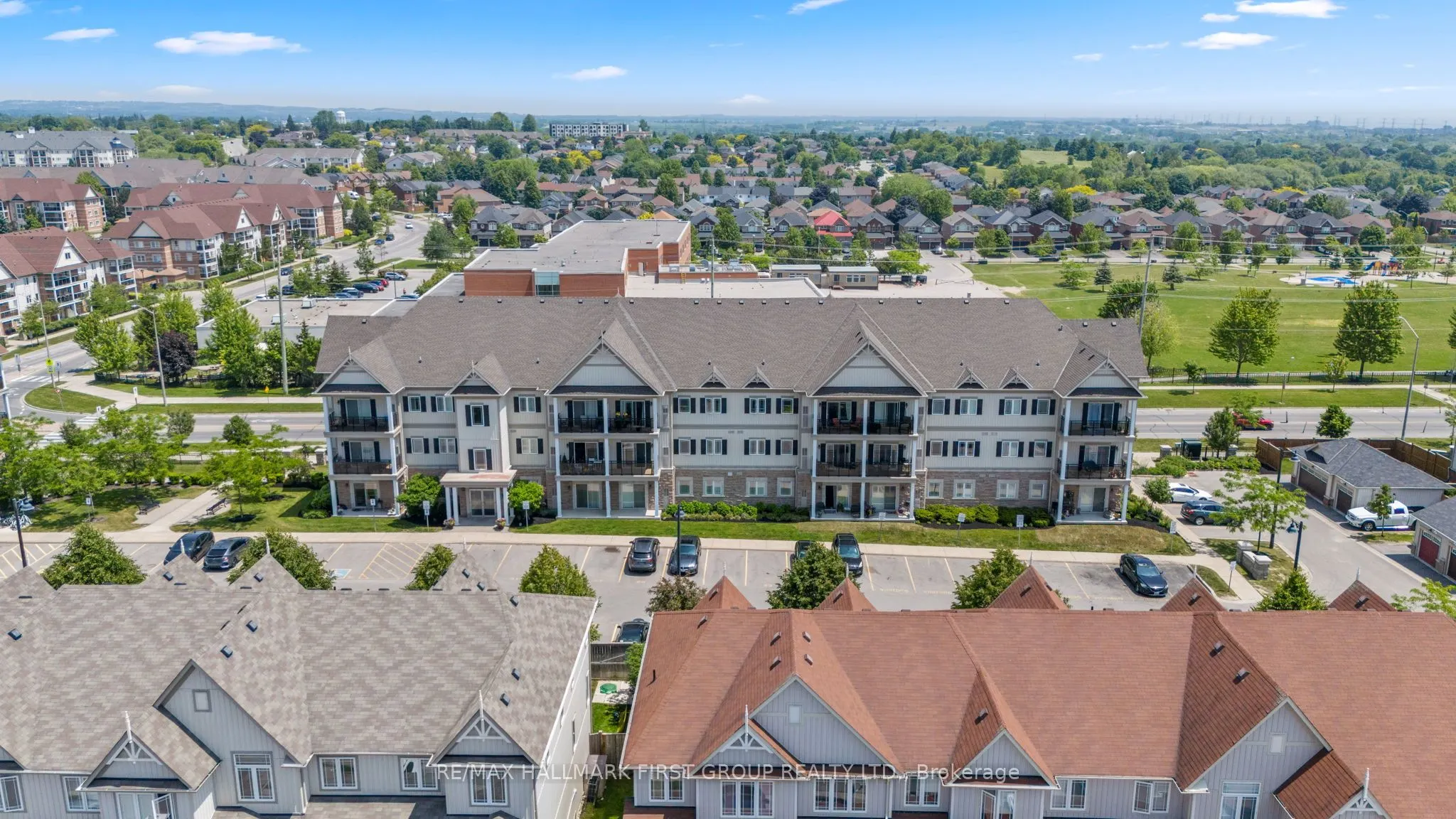 1 Sidney Lane, #203