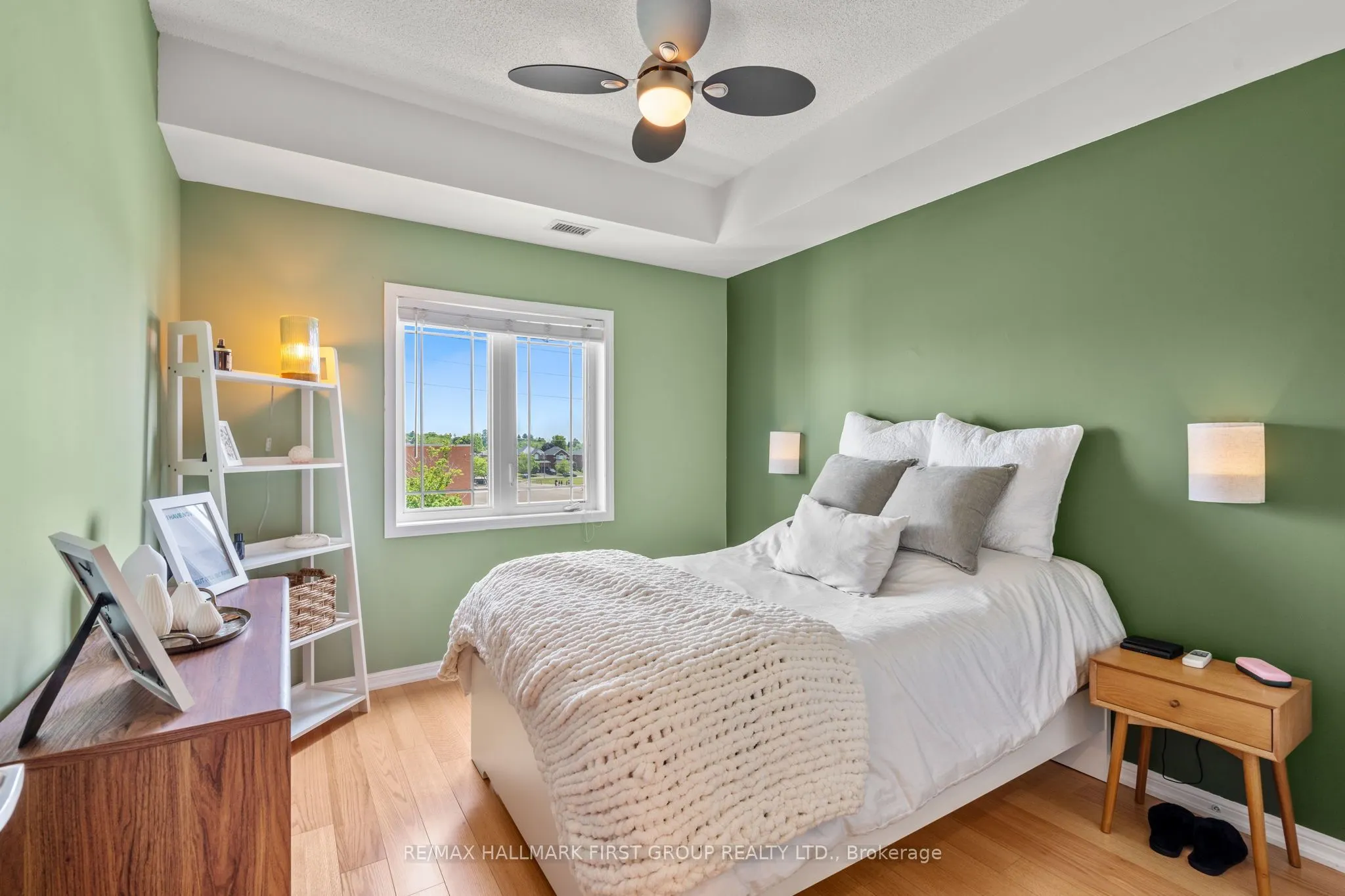 1 Sidney Lane, #203