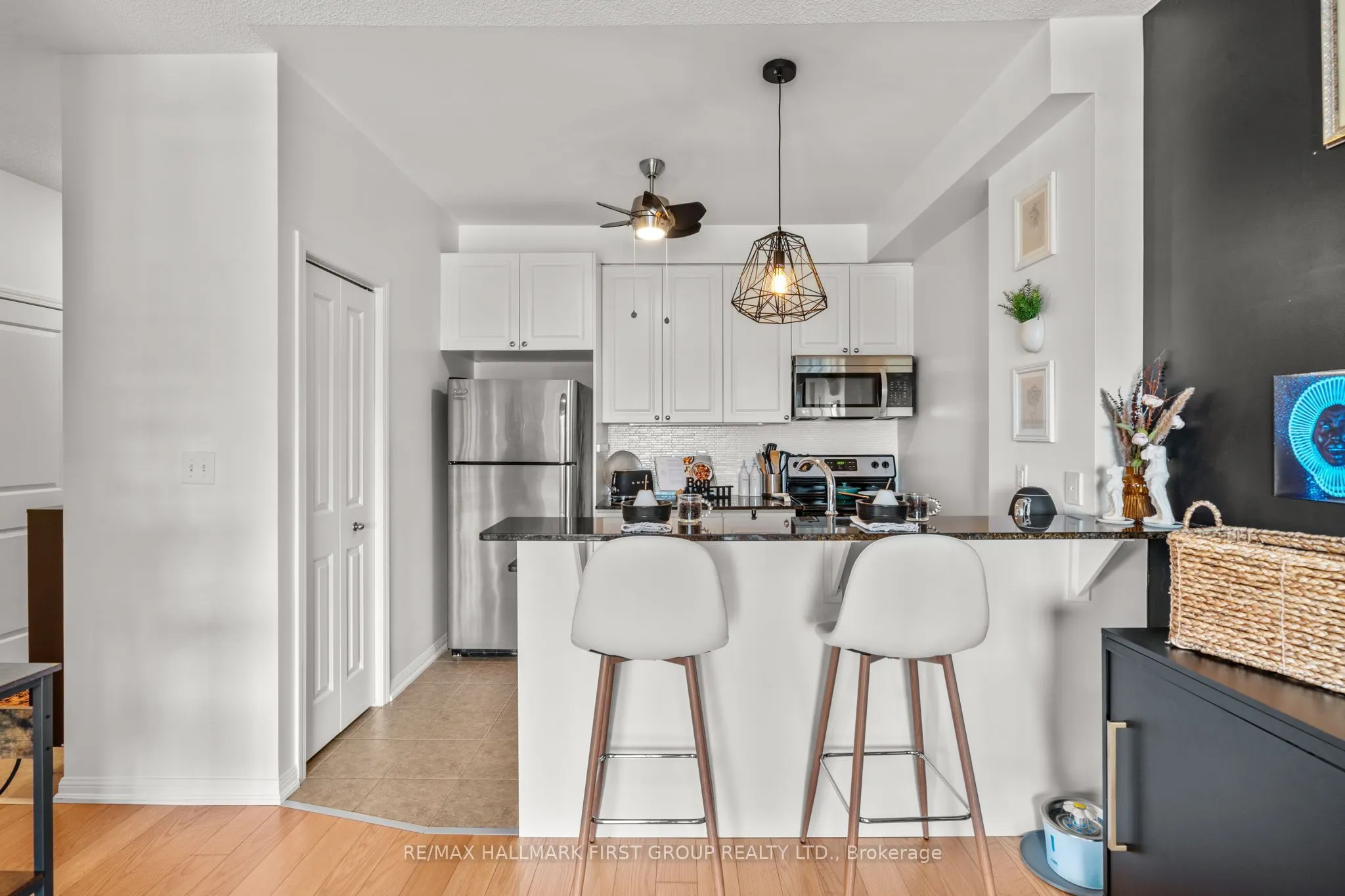 1 Sidney Lane, #203