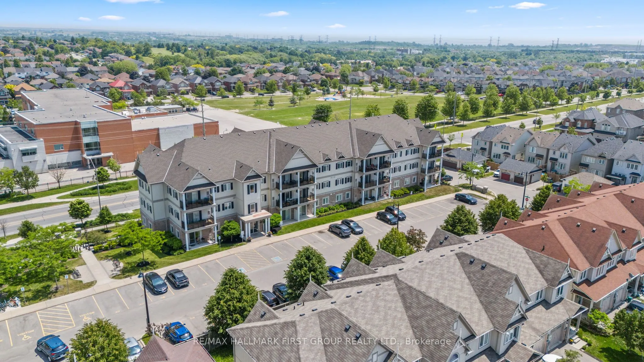 1 Sidney Lane, #203